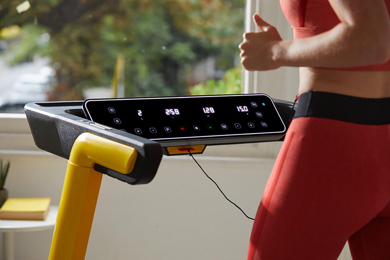 Reebok FR30z Floatride 120V Treadmill                                                                                            - view number 6