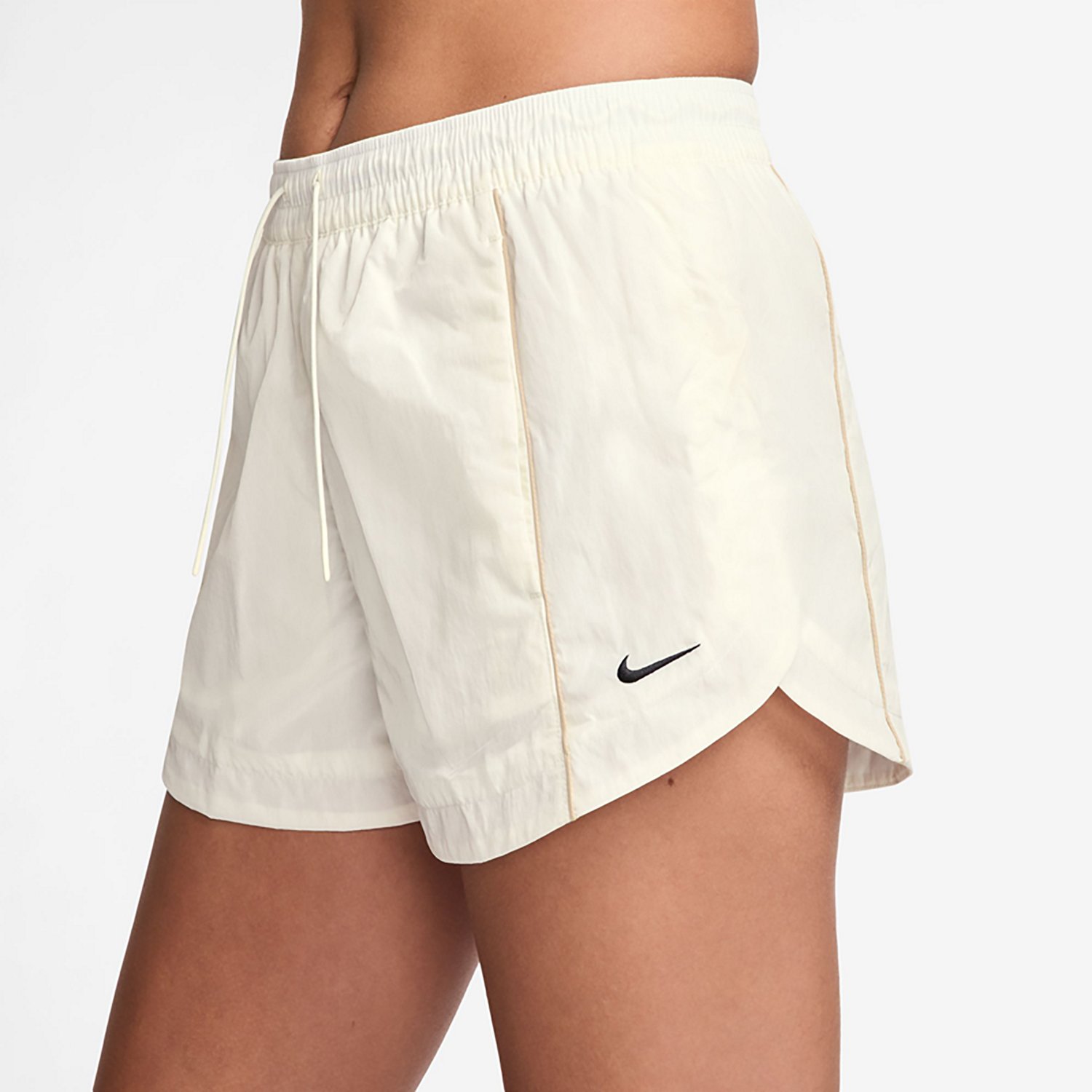 ★ Nike★ Sportswear Windrunner Mid Rise 2 Inch Woven Short Nike Women's Sportswear Windrunner Woven Mid Rise Shorts 2