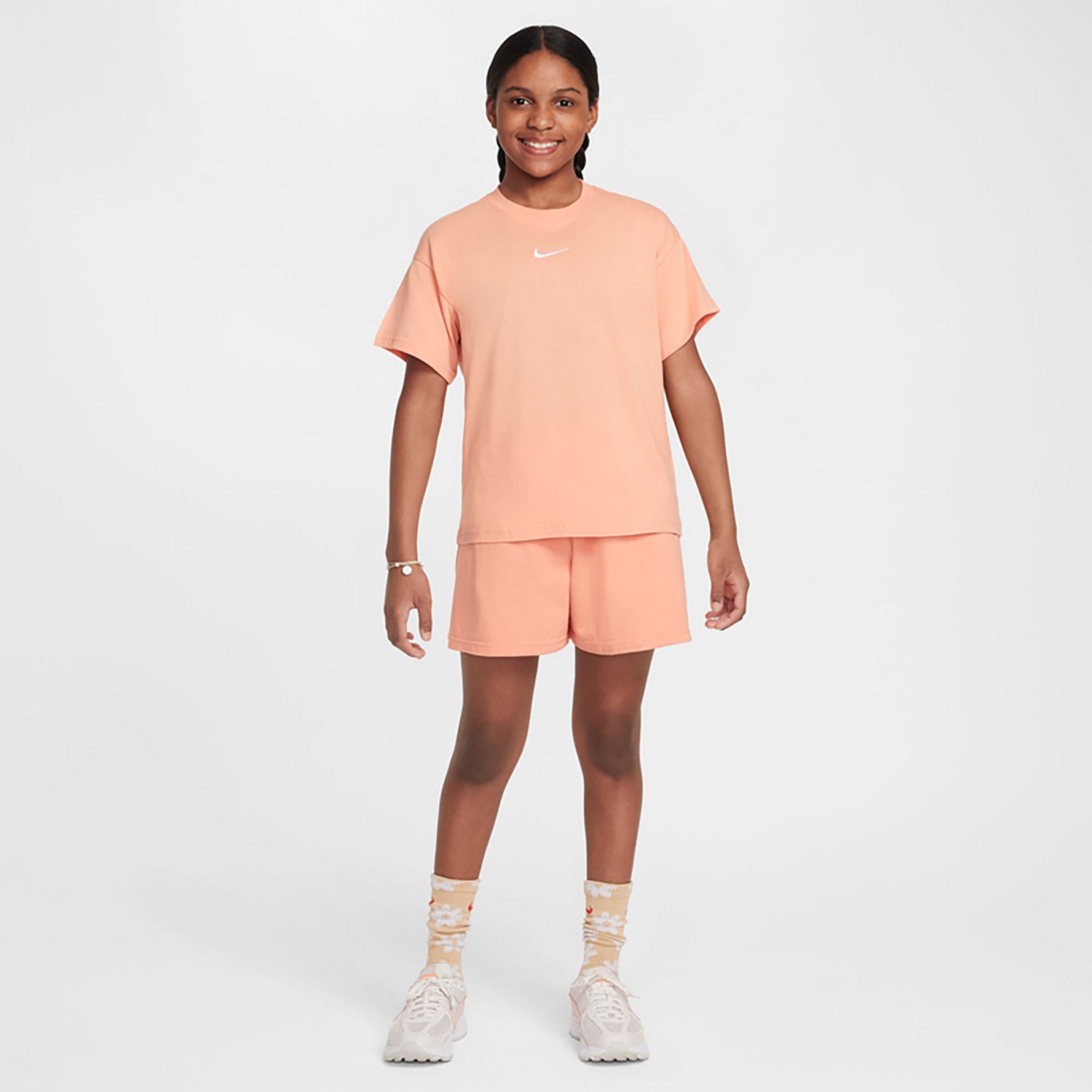 Nike Girls' Sportswear Boyfriend Essential Tee LBR - view number 5