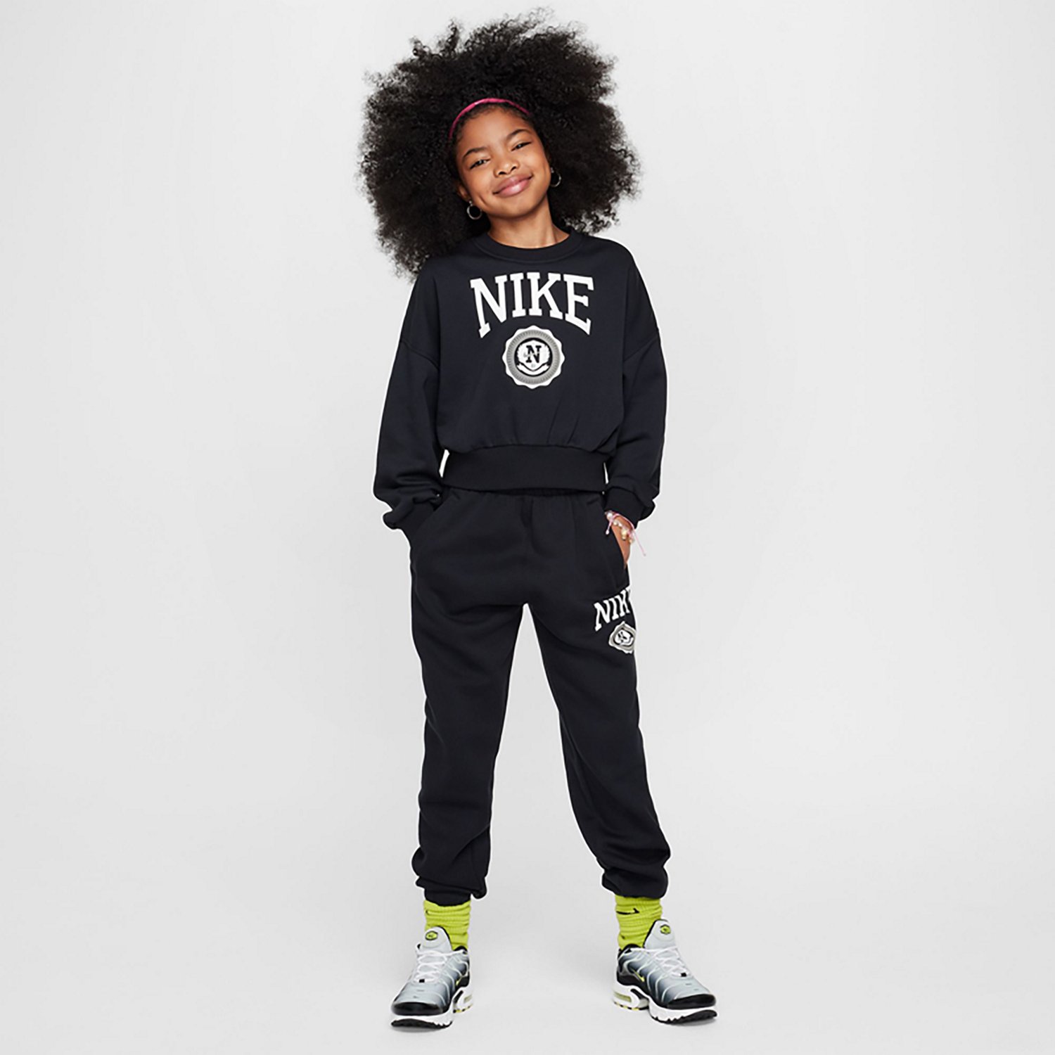 Nike Girls' Sportswear Club French Terry Boxy GX Star Crew Neck Sweatshirt - view number 6