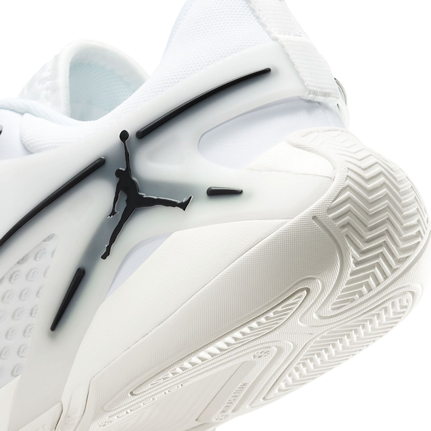 Jordan Adult Heir Basketball Shoes - view number 8