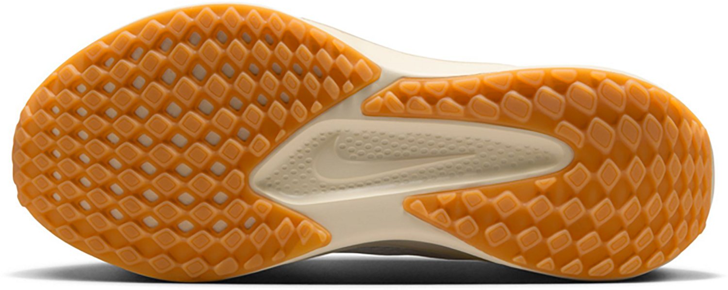 Nike Women's Quest 6 Running Shoes - view number 6