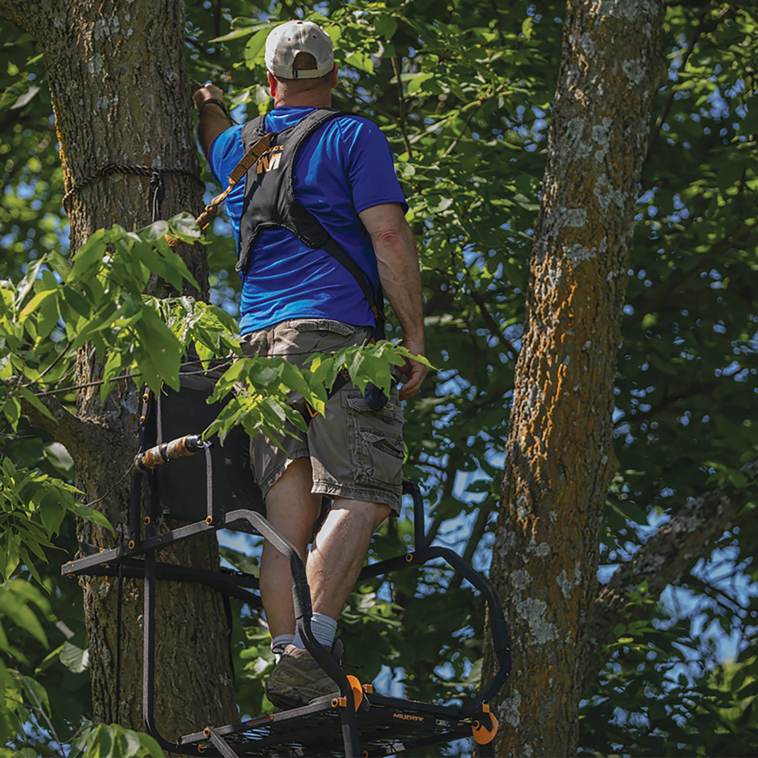 Muddy Outdoors Stronghold 1.5 Ladder Stand  - view number 2