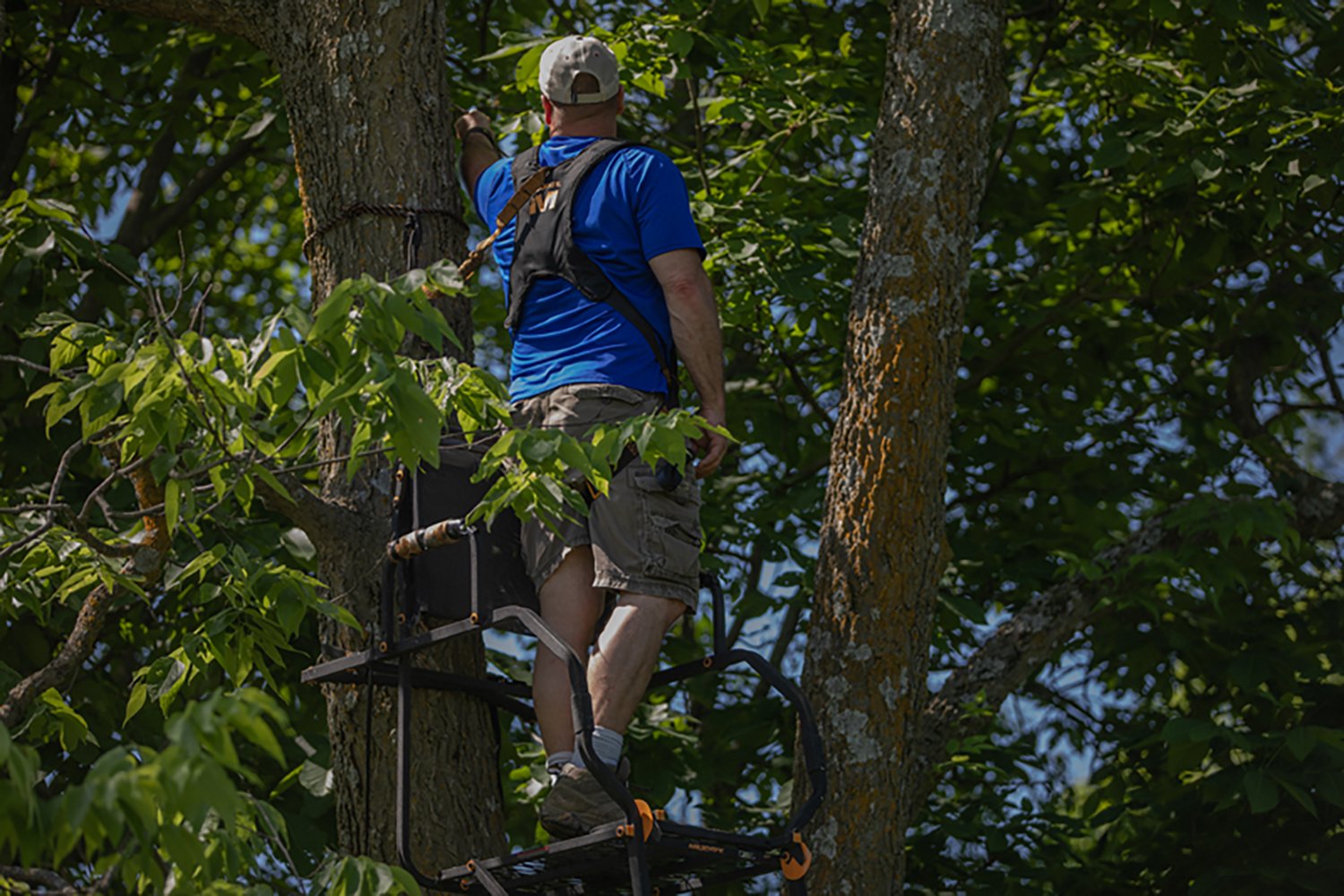 Muddy Outdoors Stronghold 1.5 Ladder Stand  - view number 5