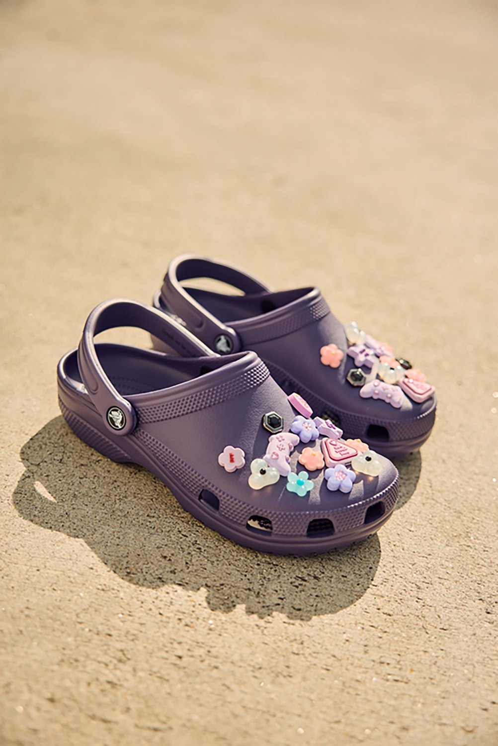 Crocs Adults' Classic Solid Clogs - view number 7