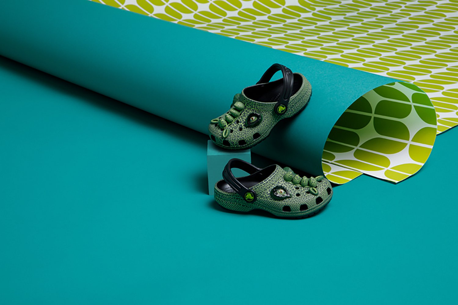 Crocs Toddlers' Classic IAM Scary Dino Clog - view number 6