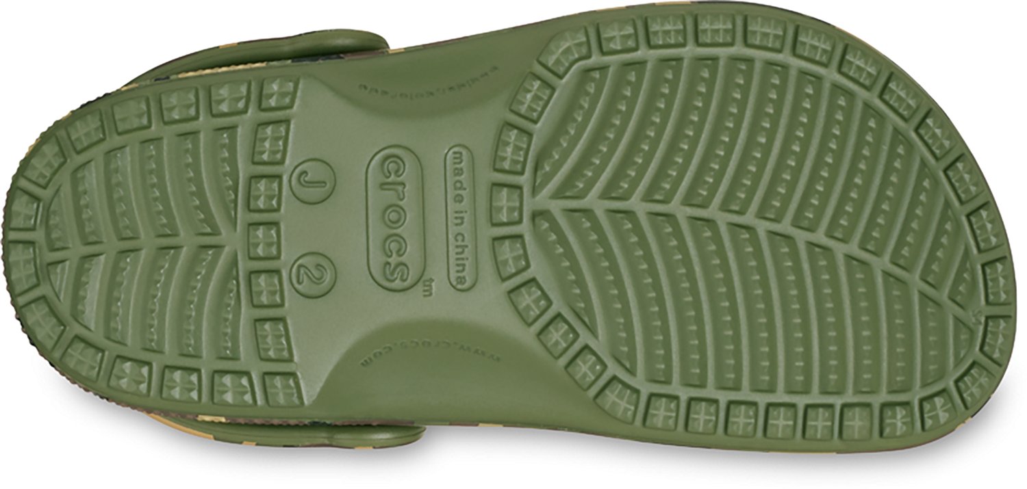 Crocs Kids' Classic Camo Clog - view number 6