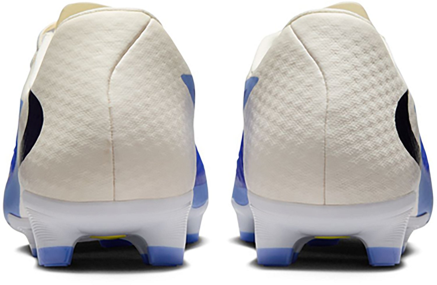Nike Phantom 6 Low Academy Soccer Cleats
