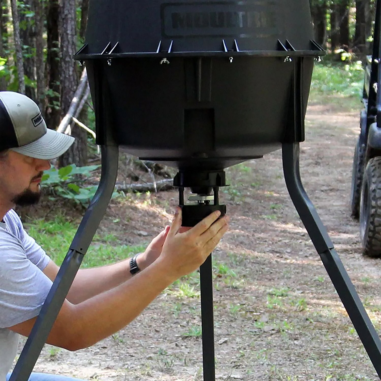 Moultrie 200 lb Standard Deer Feeder - view number 2