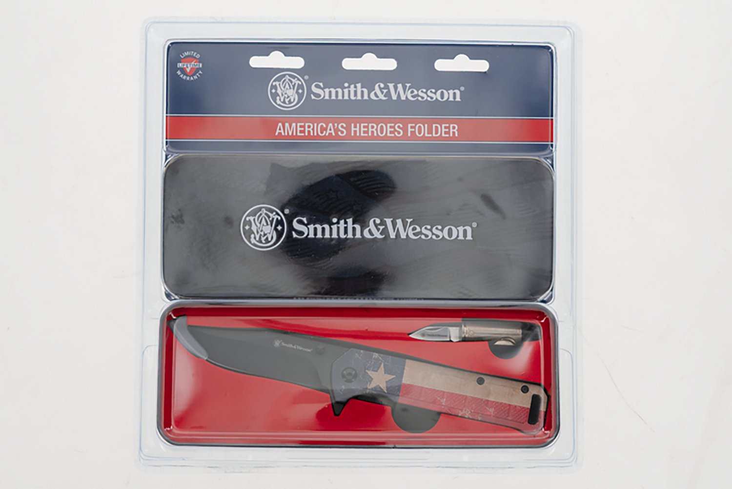 Smith & Wesson Texas Hero's Folder with Bullet Hunting Knives Gift Tin 2-Pack - view number 5