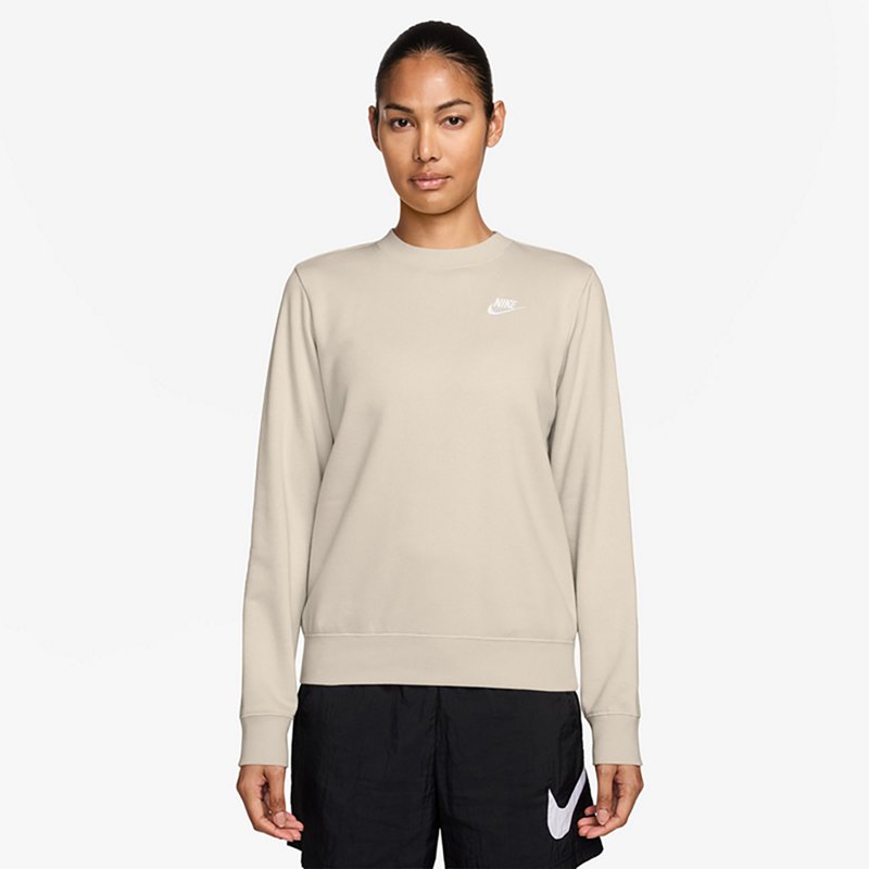 Nike Sportswear Clu… - image