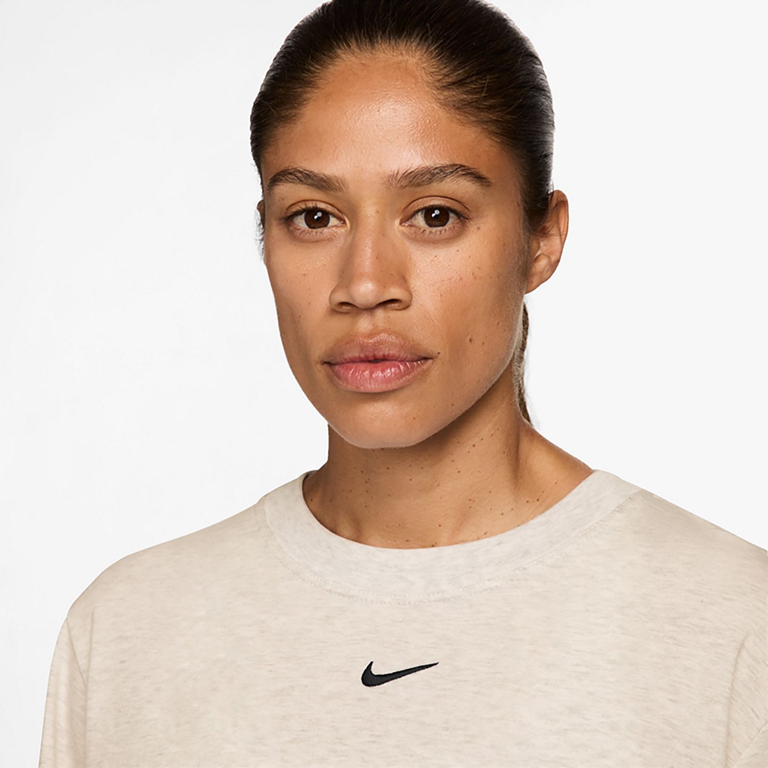 Nike Women's NSW Essential BF LBR Short Sleeve Shirt - view number 3