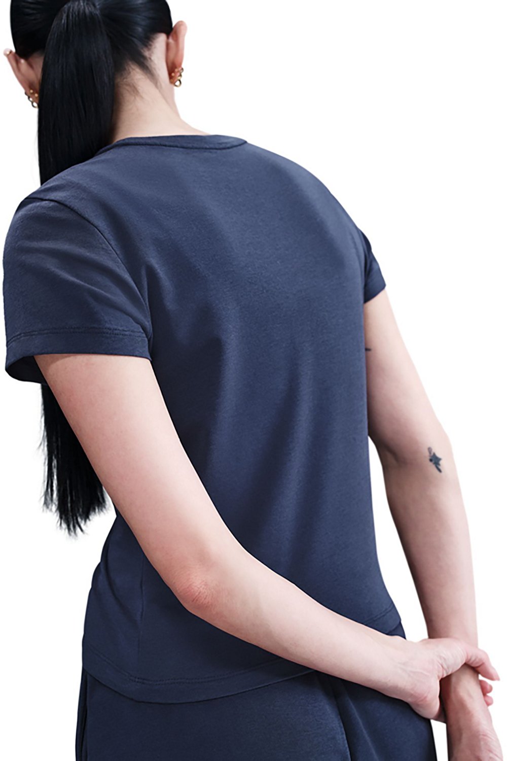 Nike Women's Sportswear Chill Knit T-Shirt - view number 4