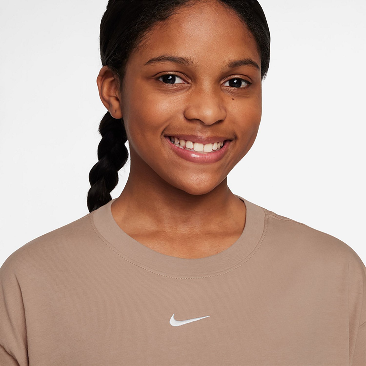 Nike Girls' Sportswear Essential Boxy Short Sleeve T-shirt - view number 3