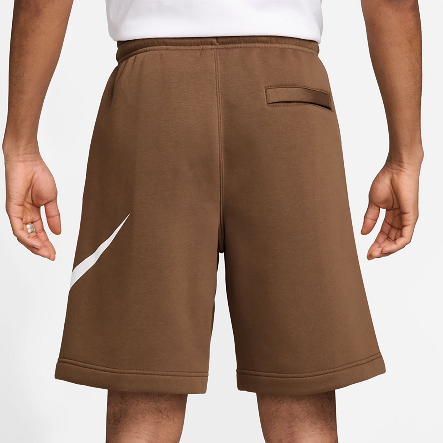 Nike Men's Club Brushed Fleece Graphic Shorts 7 in. - view number 2