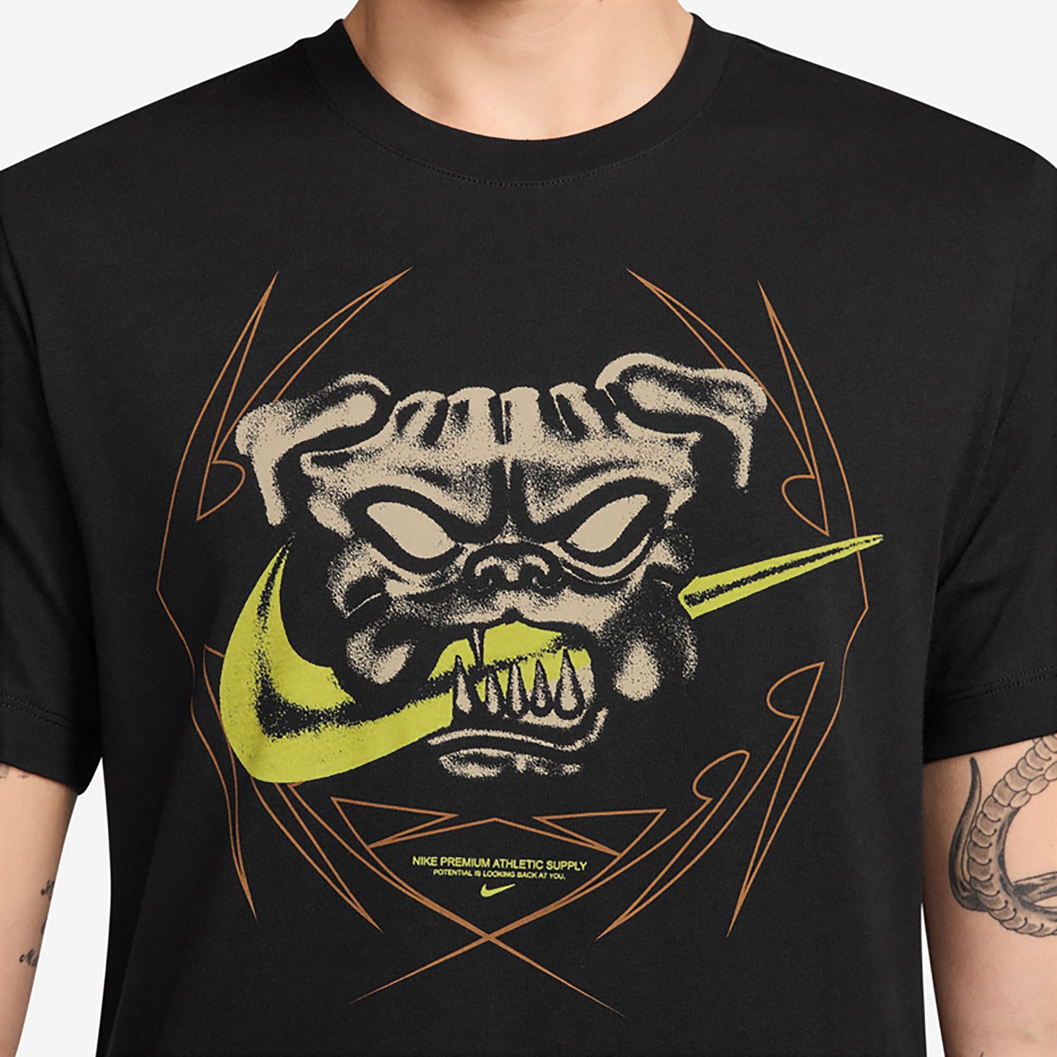 Nike Men's Modern Fitness Graphic T-shirt - view number 3