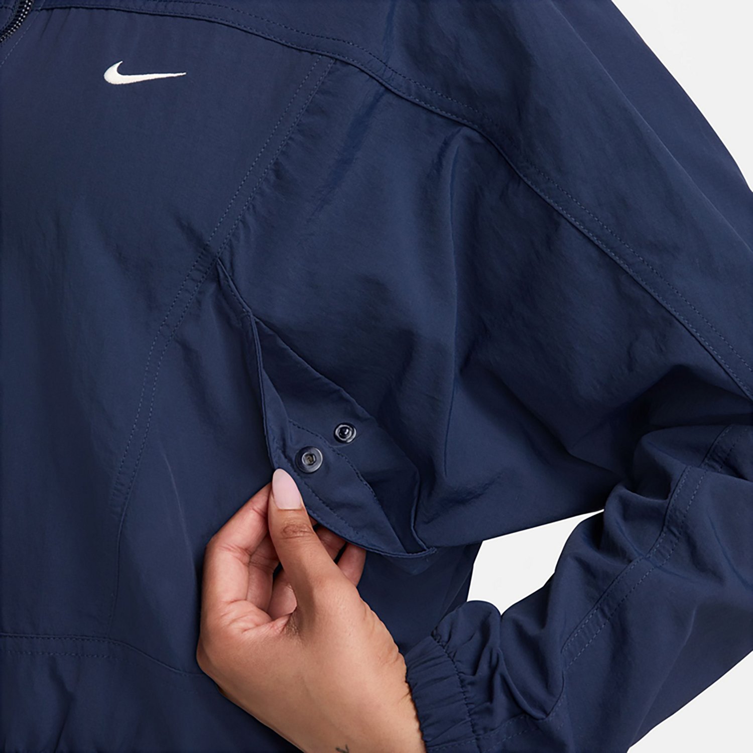 Nike Women's Sportswear Everything Woven Oversize Repel UV Protection Jacket - view number 3