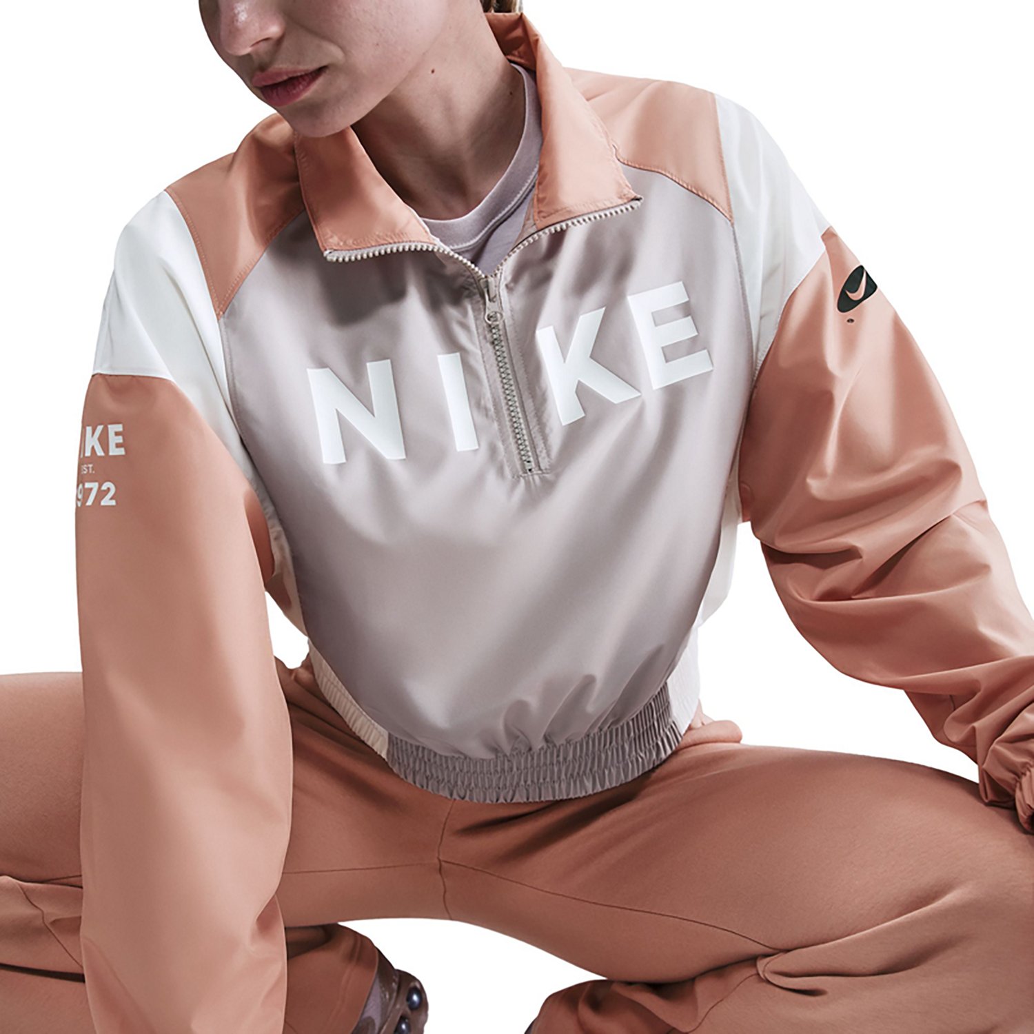 Nike Women's Sportswear Woven Lightweight Pullover Top - view number 5