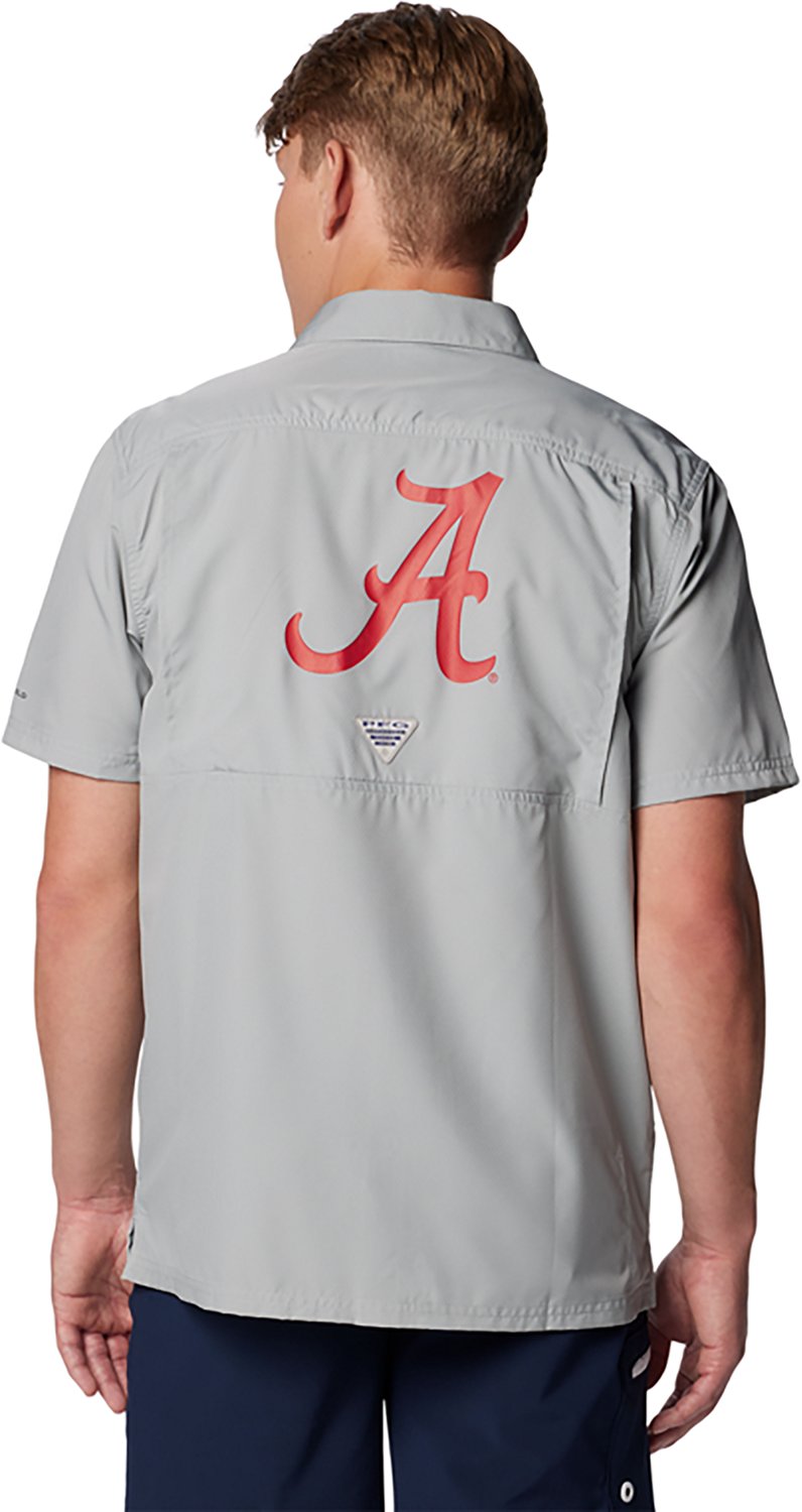 Columbia Sportswear Men's University of Alabama Logo Slack Tide Camp Short Sleeve T-Shirt - view number 2