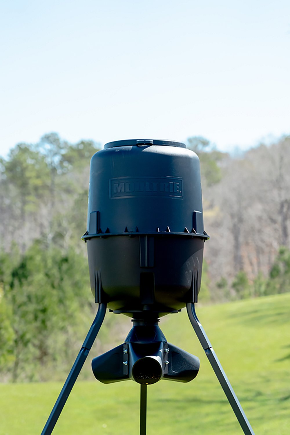 Moultrie Deer 250 lb. Gravity Feeder - view number 5
