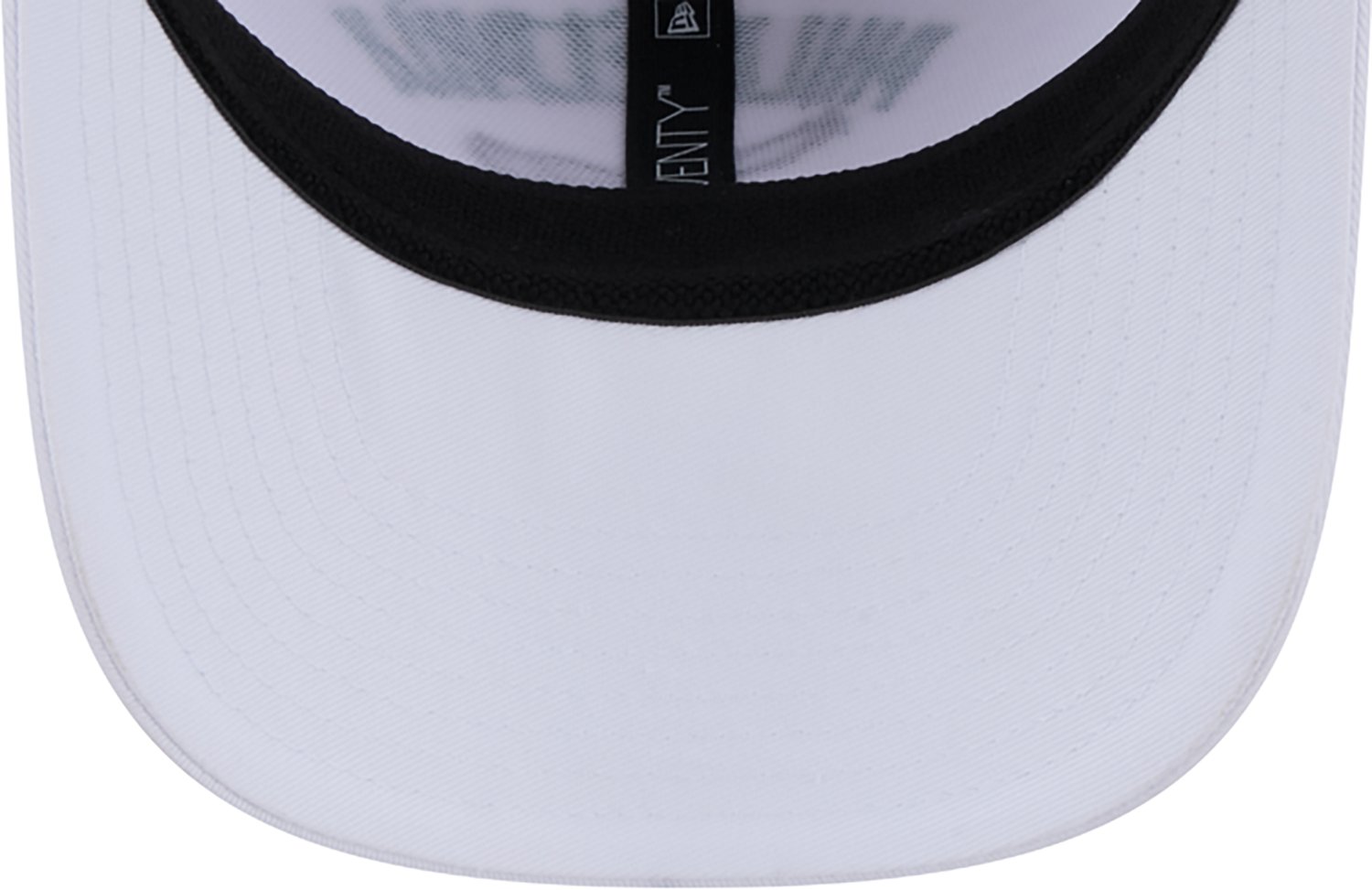 New Era Adults' Philadelphia Eagles 9Seventy Alternative Logo Cap - view number 7