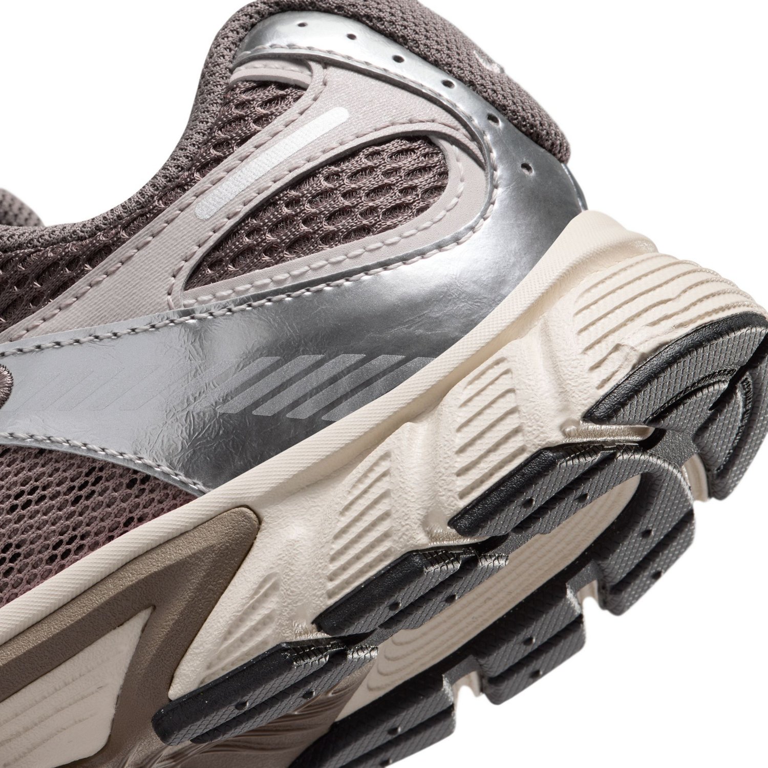 Nike Kids' Grade School V5 Runner - view number 8