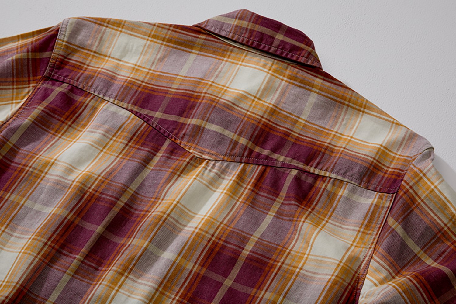 Carhartt Men's Montana Flame-resistant Relaxed Fit Long-Sleeve Snap-Front Plaid Shirt - view number 4