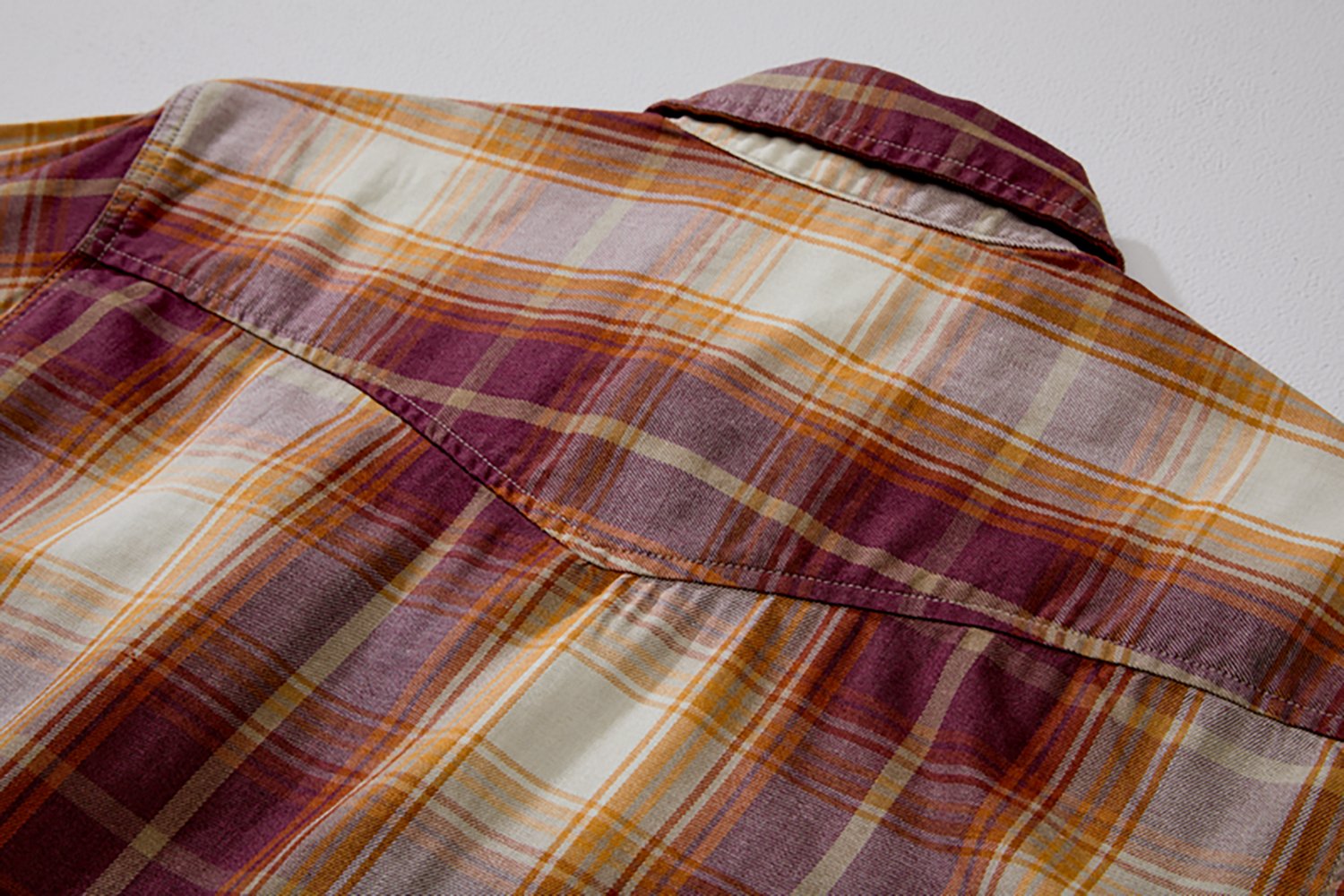 Carhartt Men's Montana Flame-resistant Relaxed Fit Long-Sleeve Snap-Front Plaid Shirt - view number 5