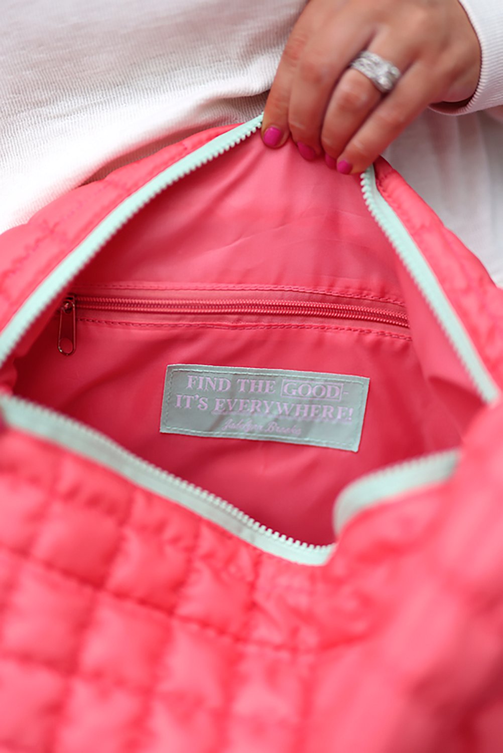 Jadelynn Brooke Cloud 9 Tote Bag - view number 5