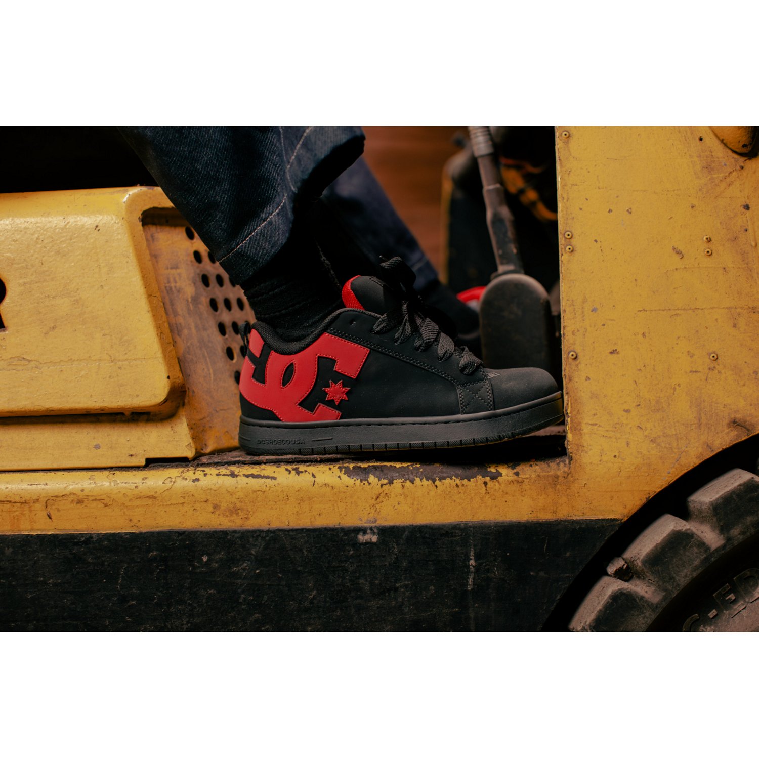 DC Men's Court Graffik Work Shoes - view number 6