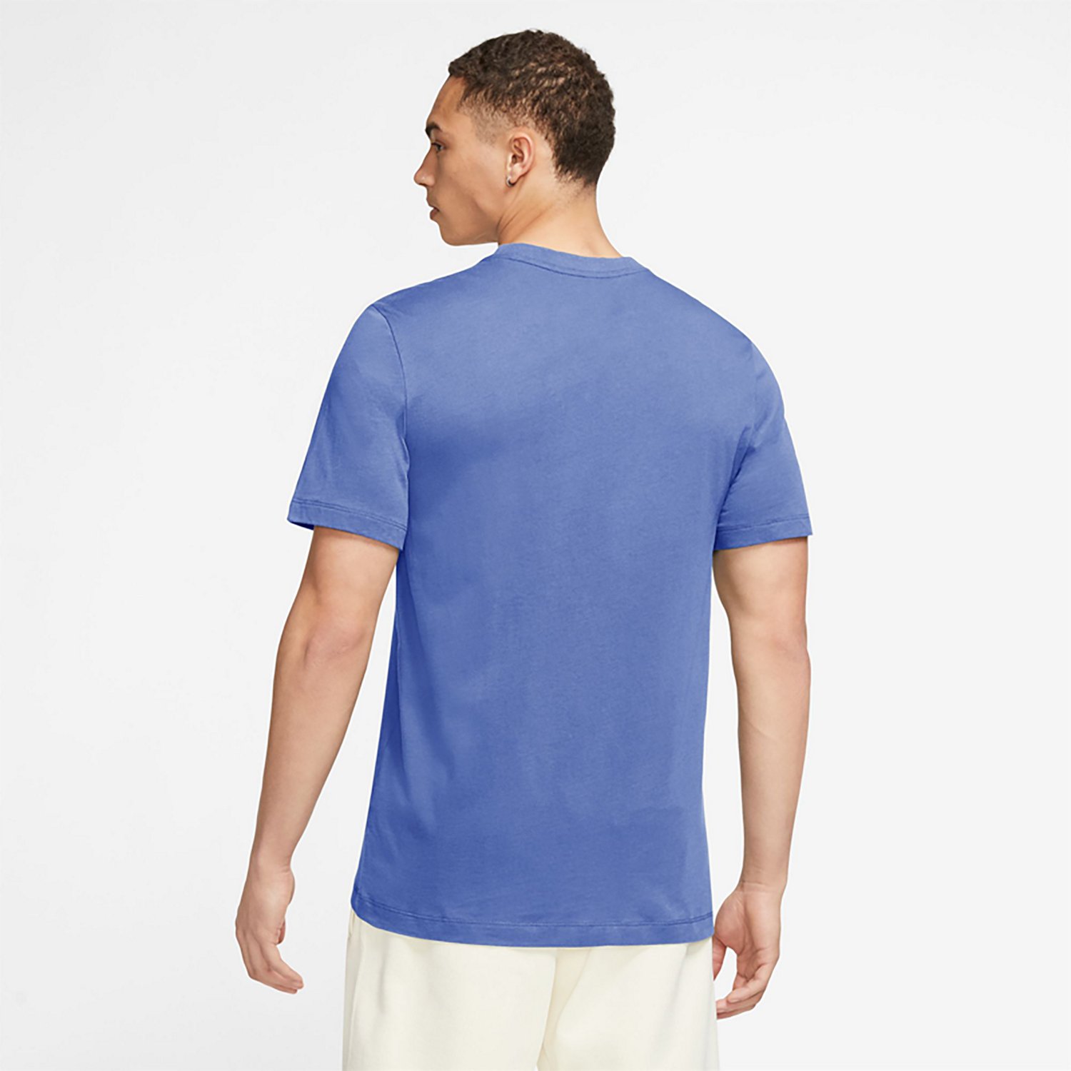 Nike Men's Sportswear Club Graphic T-shirt - view number 2