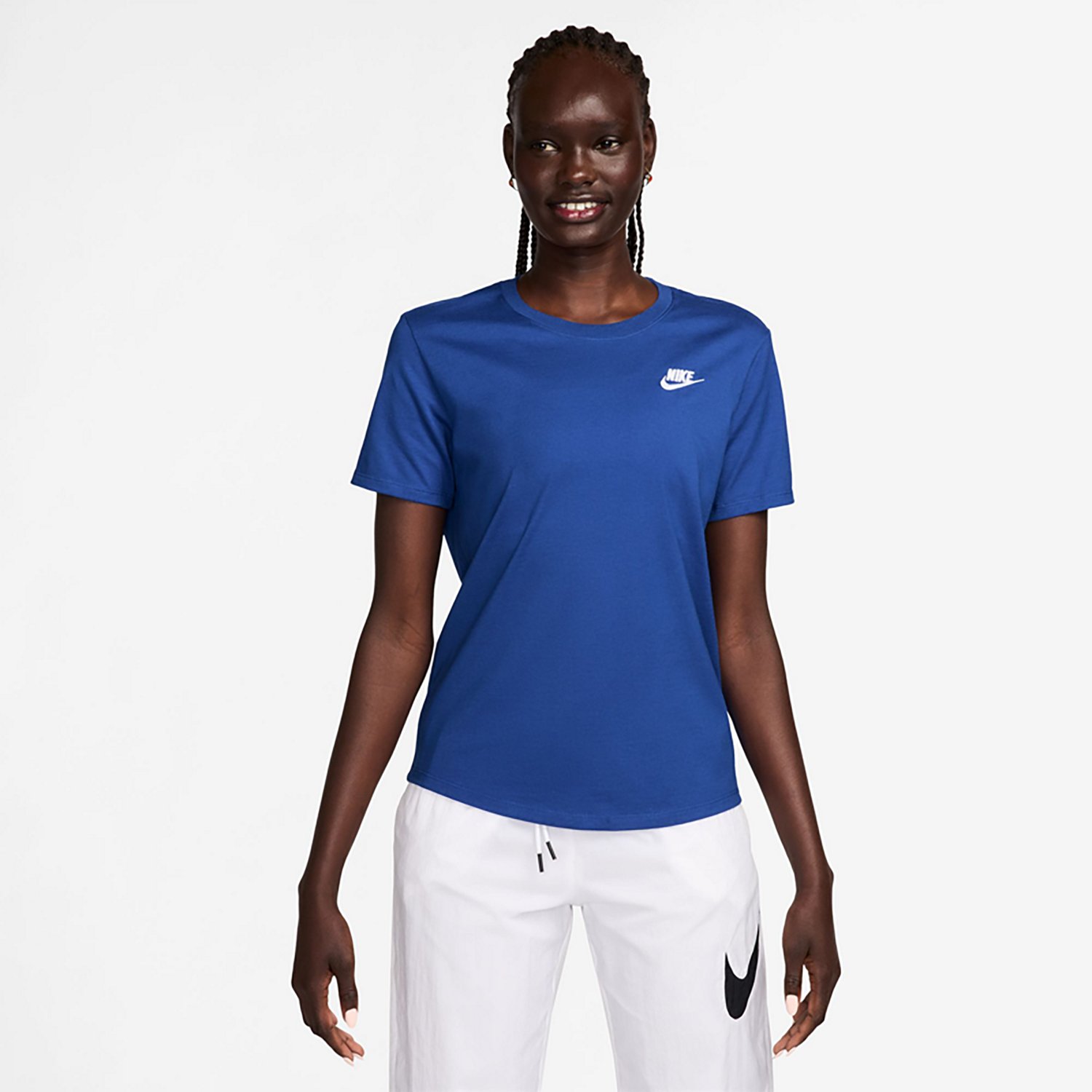 Nike Women's Sportswear Club T-shirt