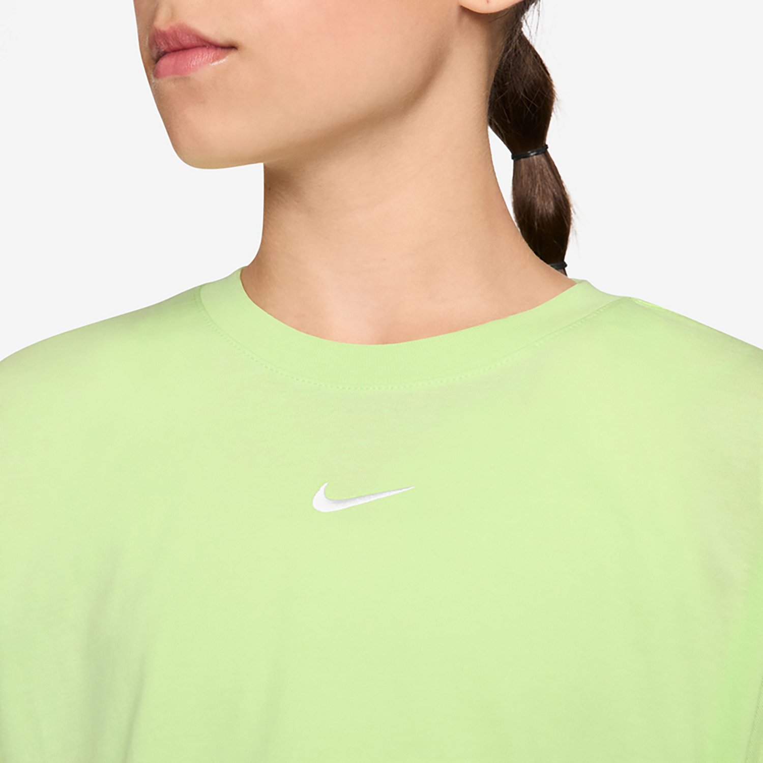 Nike Girls' Sportswear Essential Boxy Short Sleeve T-shirt - view number 3