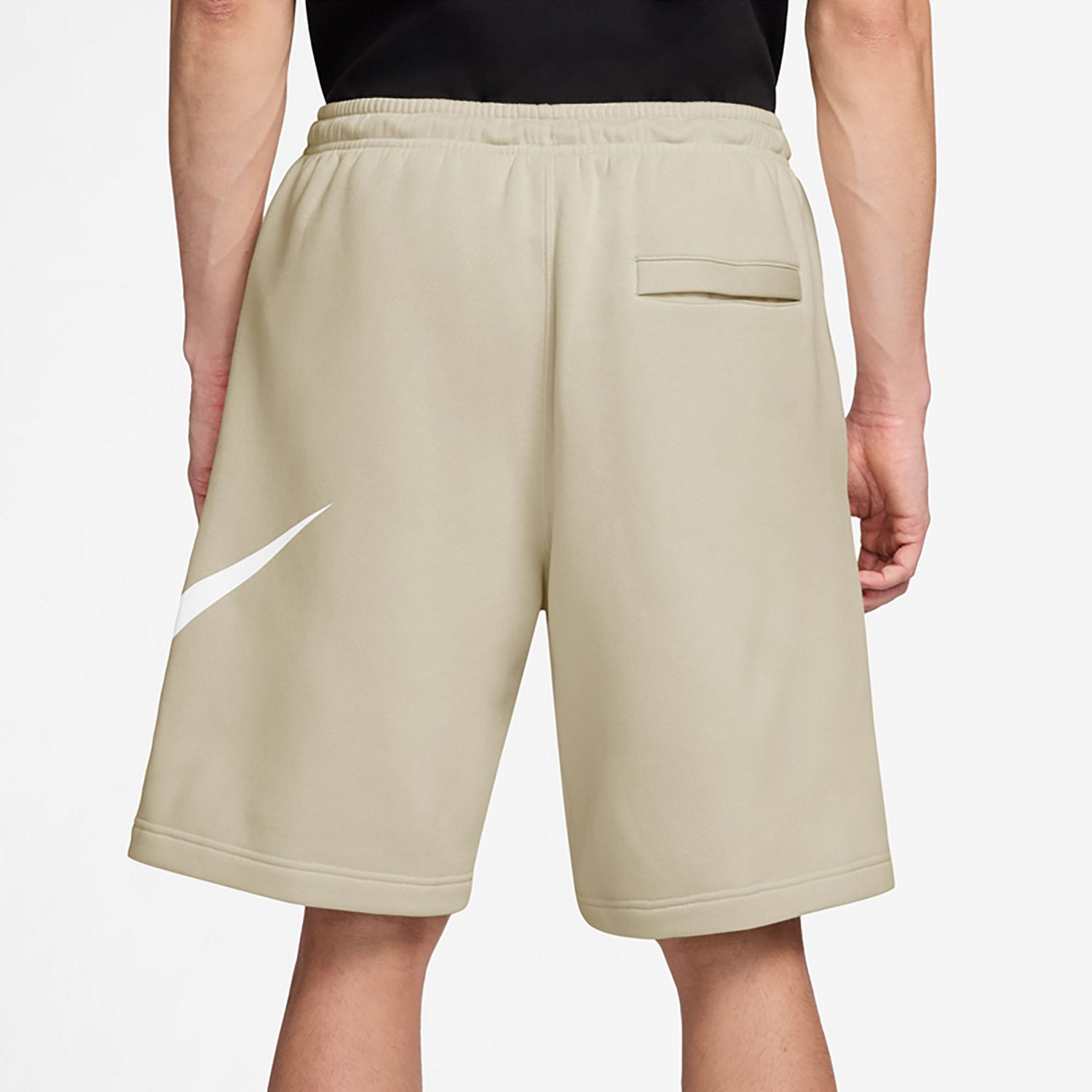 Nike Men's Club Brushed Fleece Graphic Shorts 7 in. - view number 2