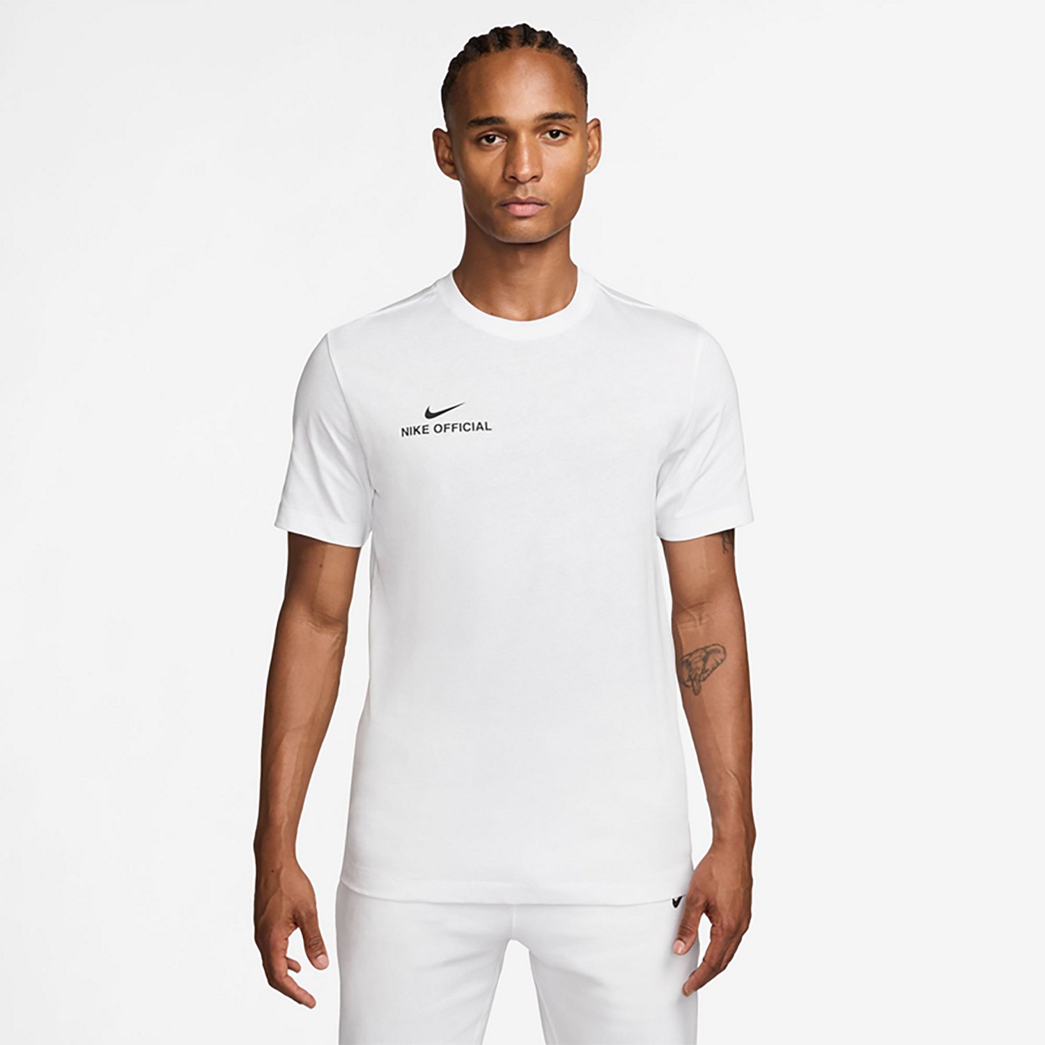 Nike Men's Sportswear Standard Nike Official T-shirt