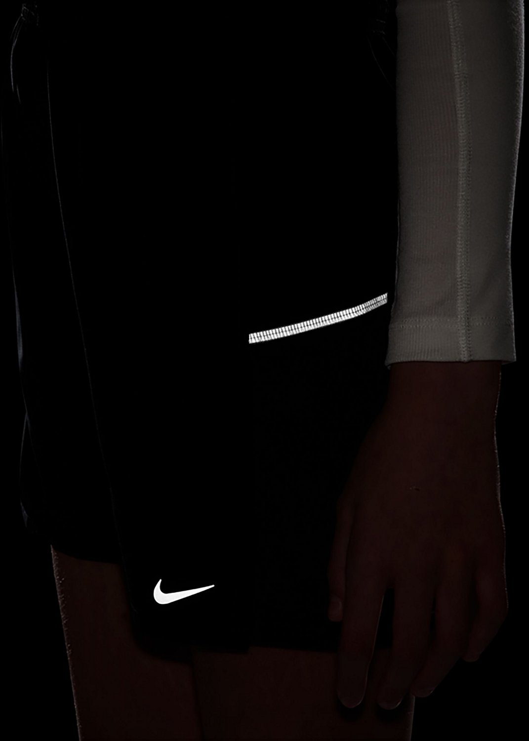 Nike Boys' Dri-FIT Miler Shorts 4 in. - view number 4