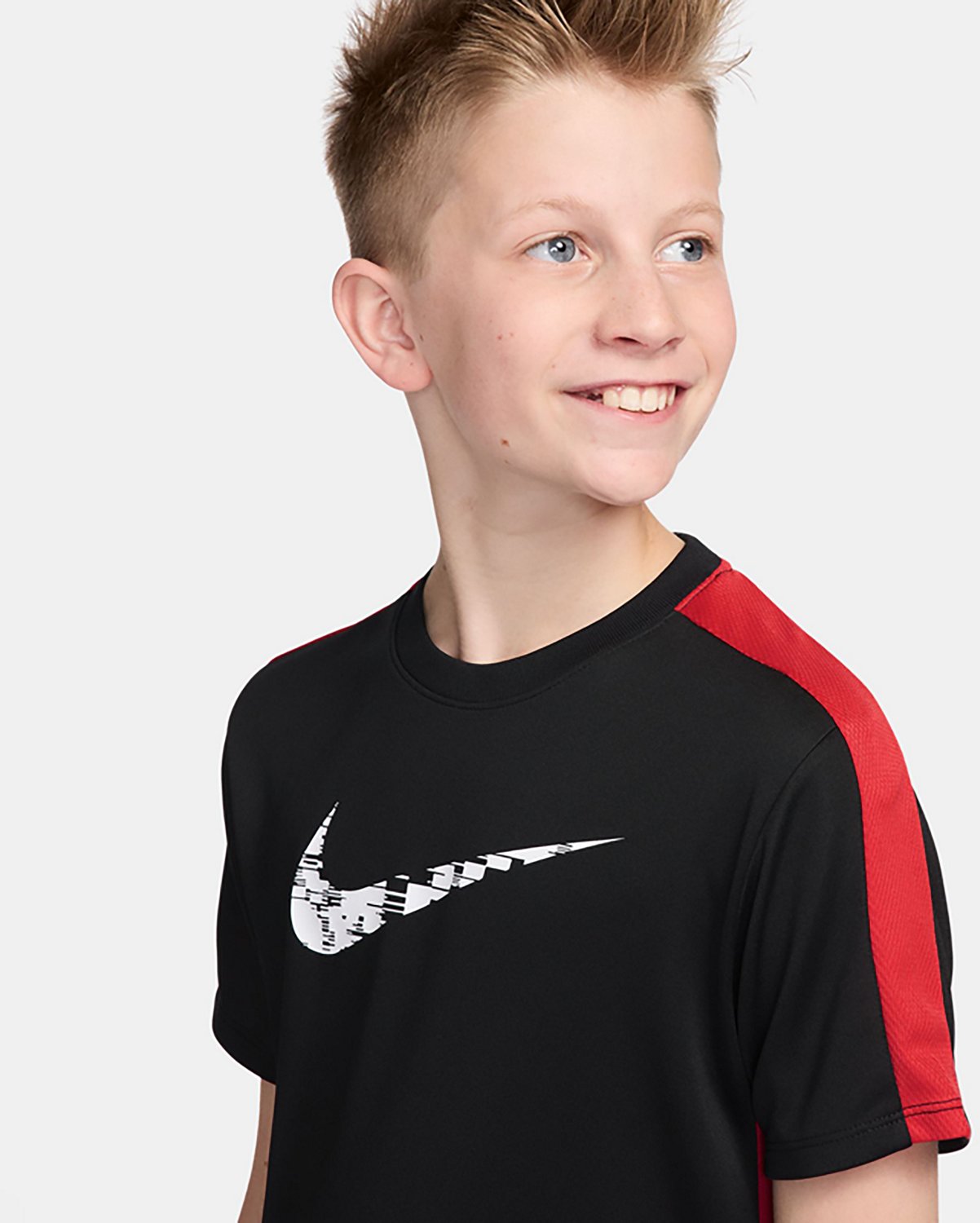Nike Boys' Dri-FIT Trophy23 Short Sleeve T-shirt - view number 3