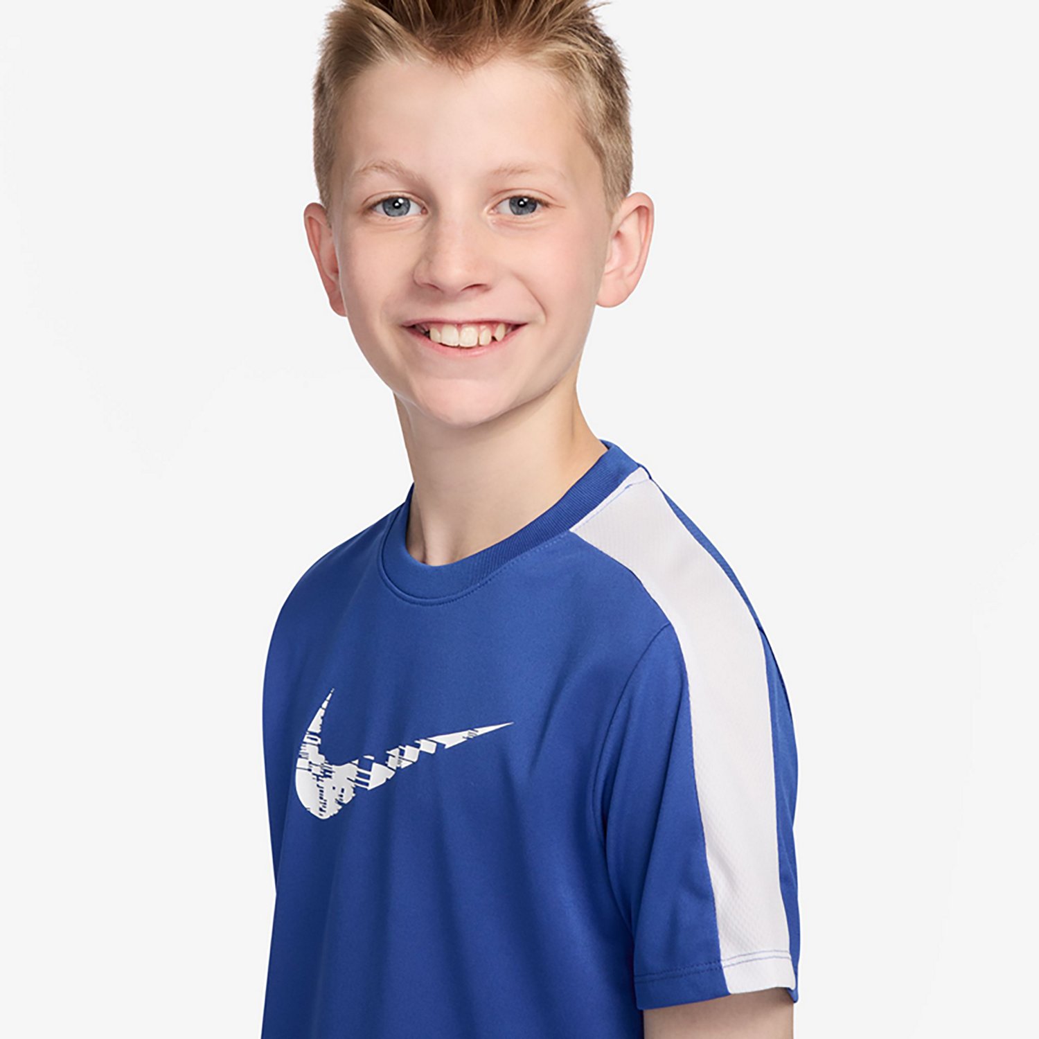 Nike Boys' Dri-FIT Trophy23 Short Sleeve T-shirt - view number 3
