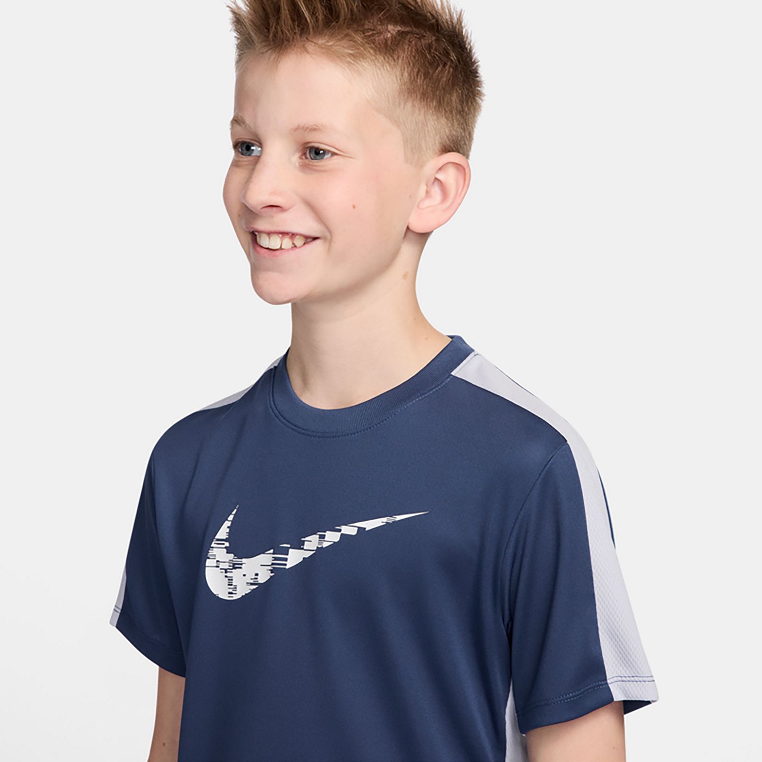 Nike Boys' Dri-FIT Trophy23 Short Sleeve T-shirt - view number 3