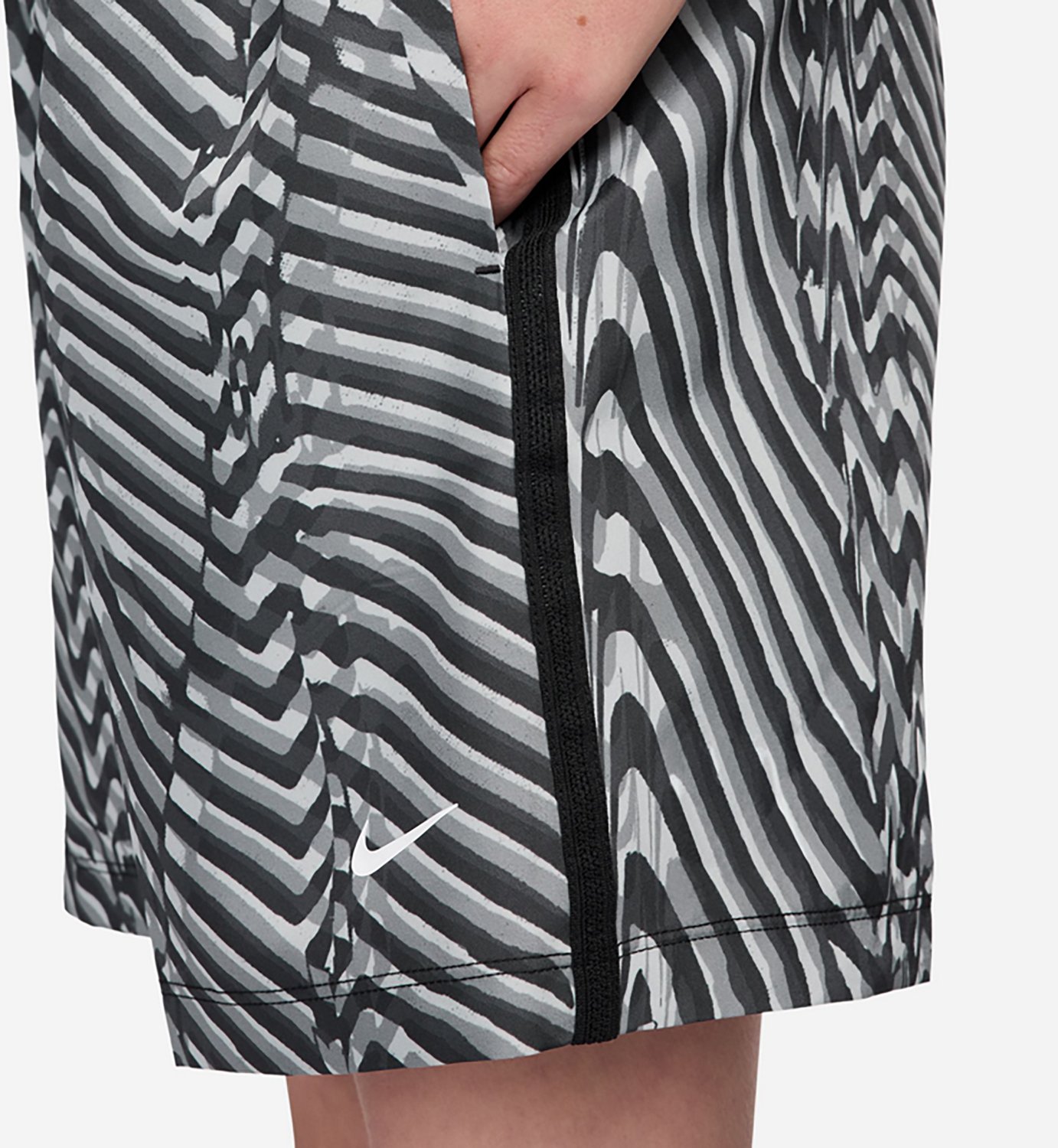 Nike Boys' Dri-FIT Bold Multi Woven Shorts 7 in. - view number 4