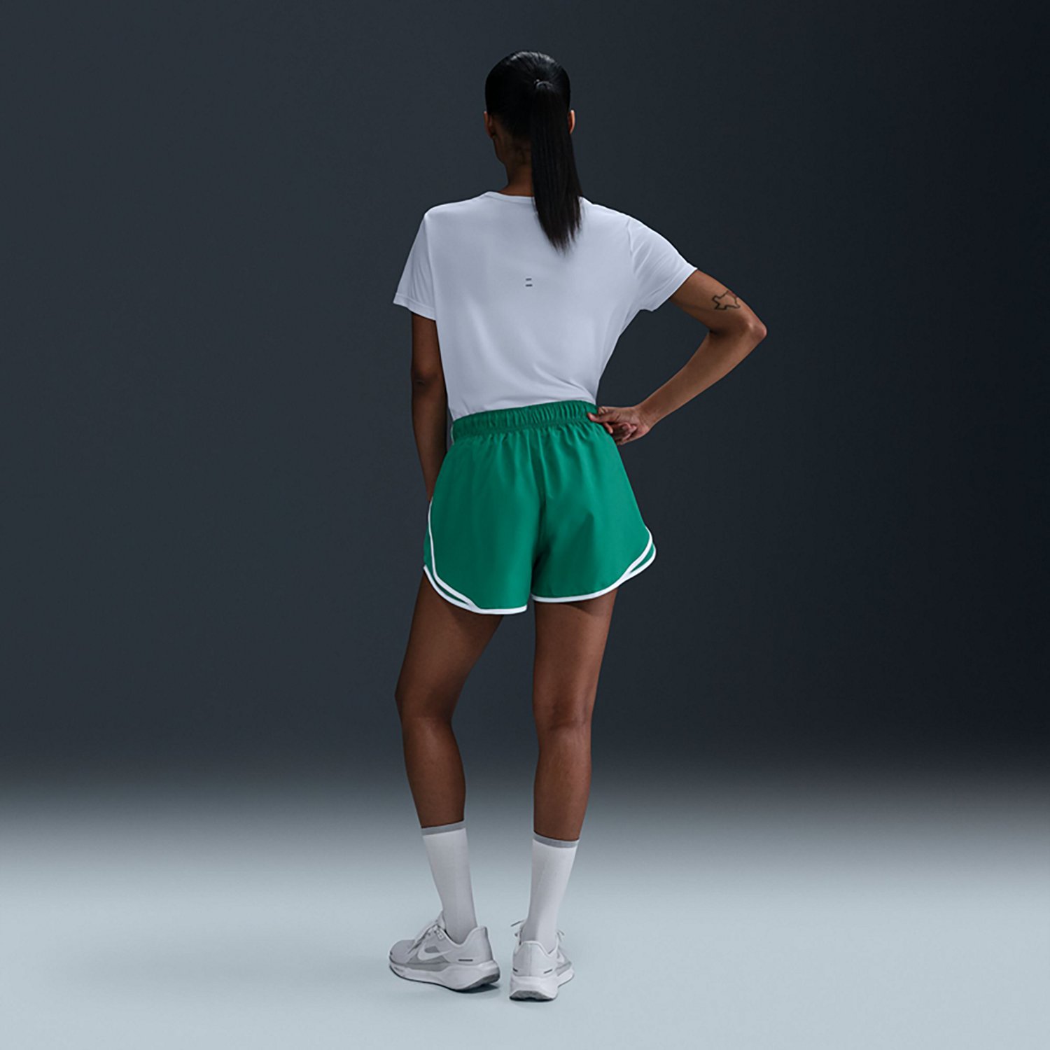 Nike Women's Tempo Shirt - view number 8