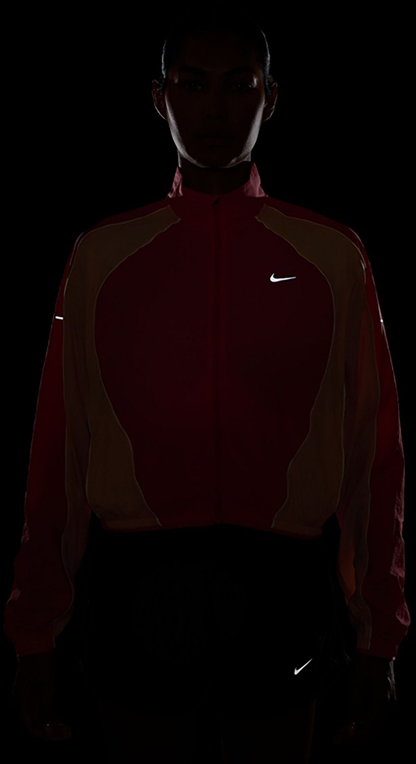 Nike Women's Swift UV Repel Jacket - view number 4