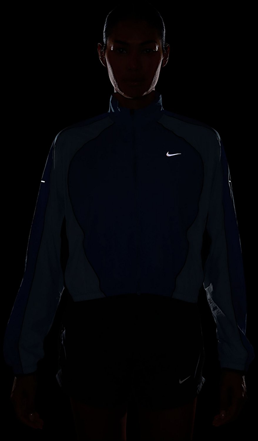 Nike Women's Swift UV Repel Jacket - view number 4