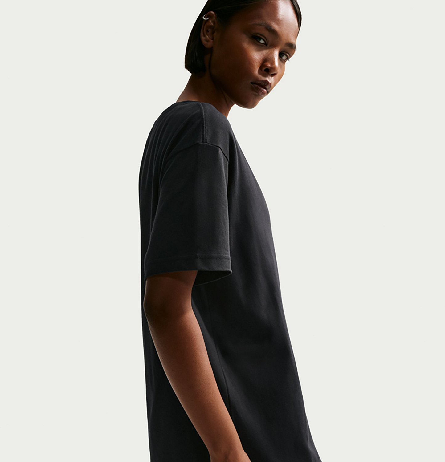 Nike Women's Nike Sportswear Classic Short Sleeve T-shirt - view number 2