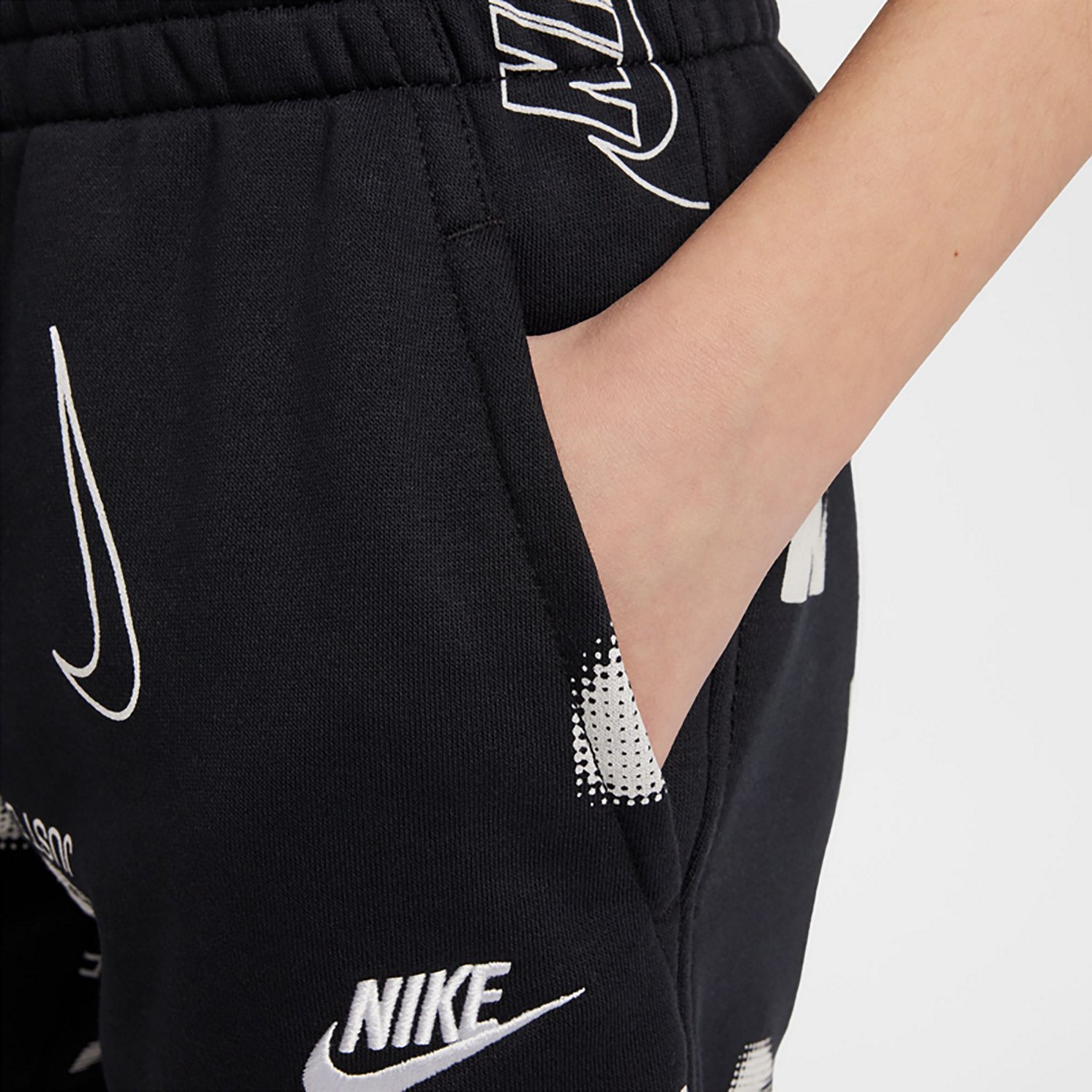 Nike Boys' Sportswear Club French Terry Shorts 5 in - view number 5
