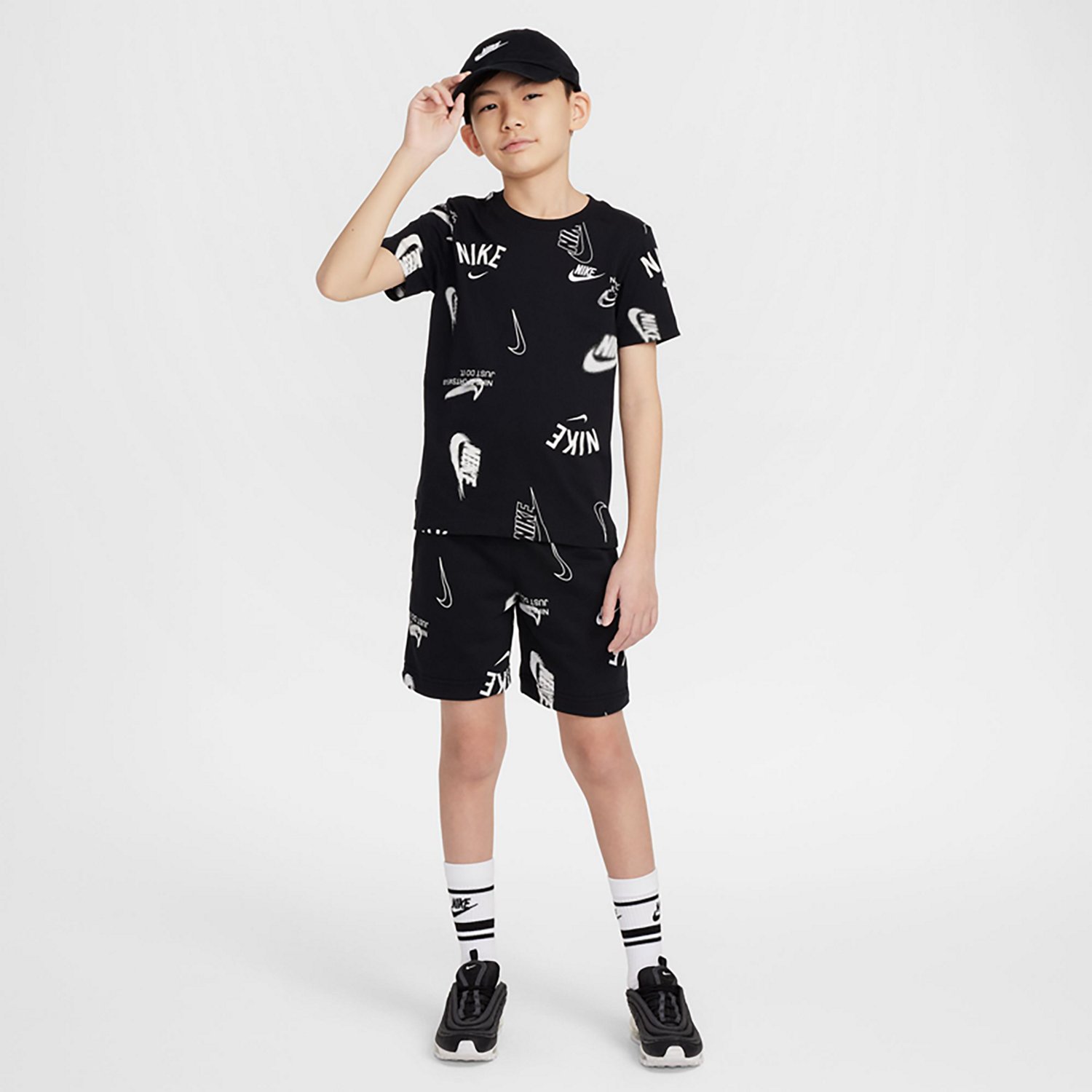 Nike Boys' Sportswear Club French Terry Shorts 5 in - view number 7