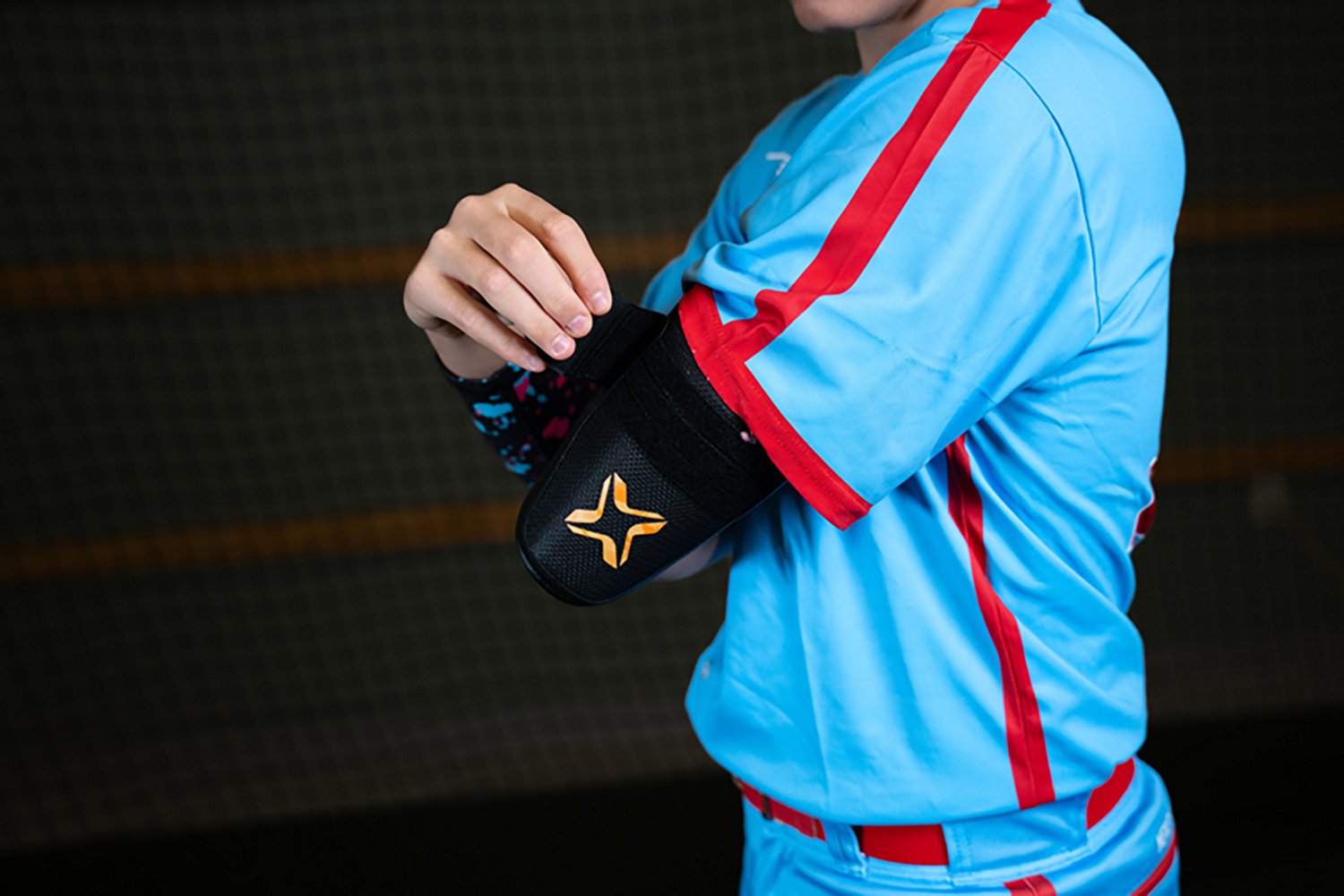 Axe Adults' Elbow Guard - view number 4