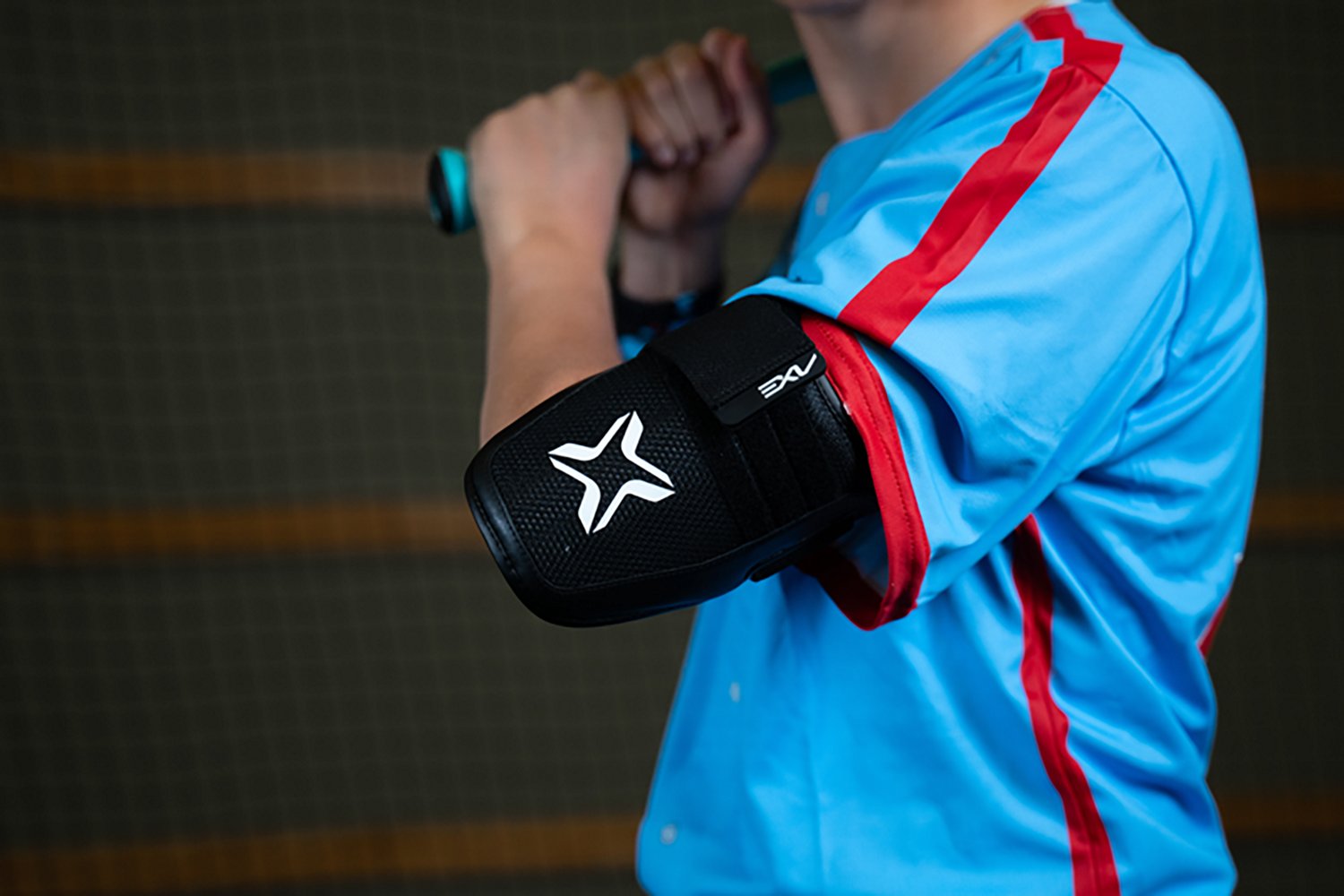 Axe Adults' Elbow Guard - view number 4