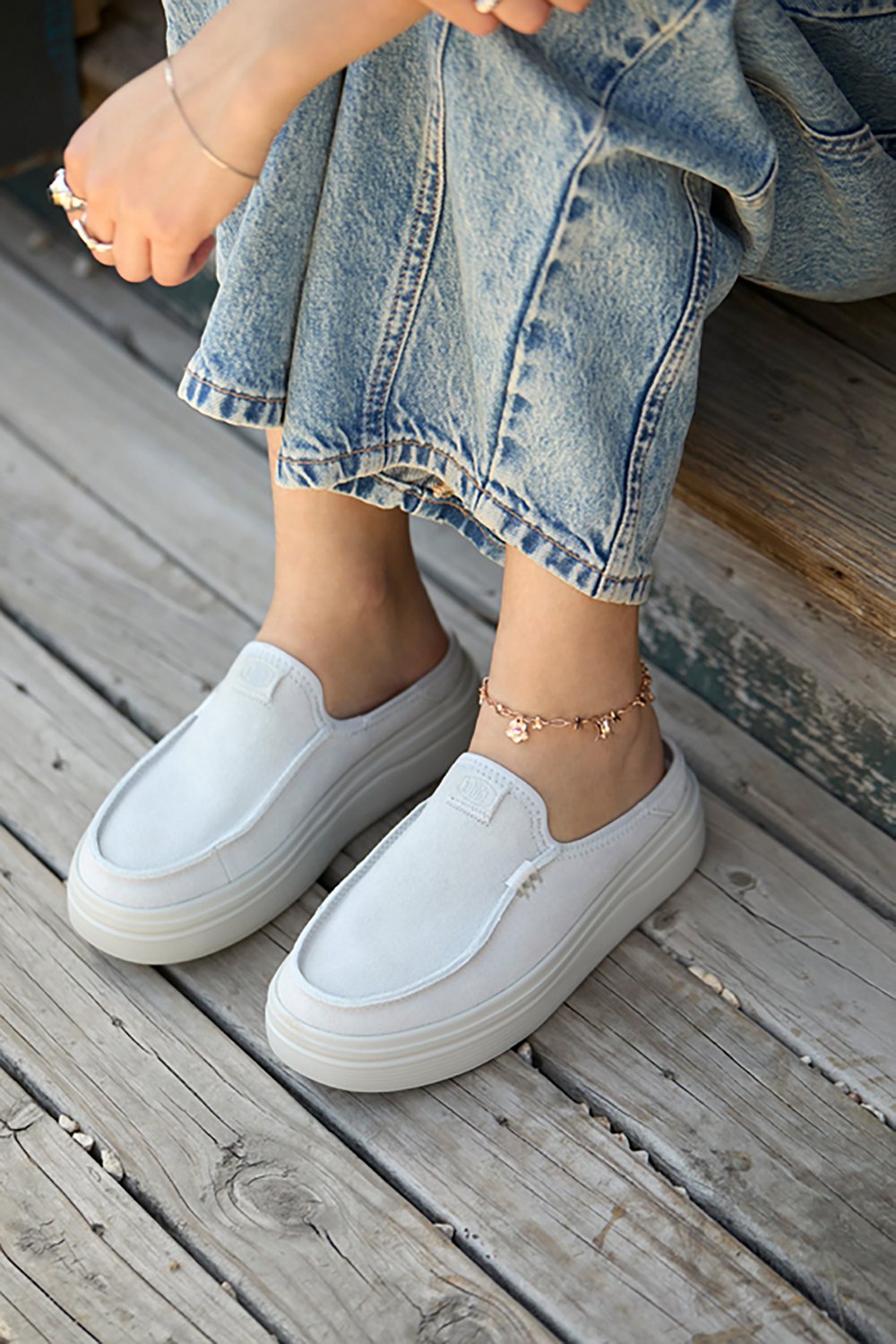 HEYDUDE Women's Wendy Austin Lift Classic Clogs - view number 7