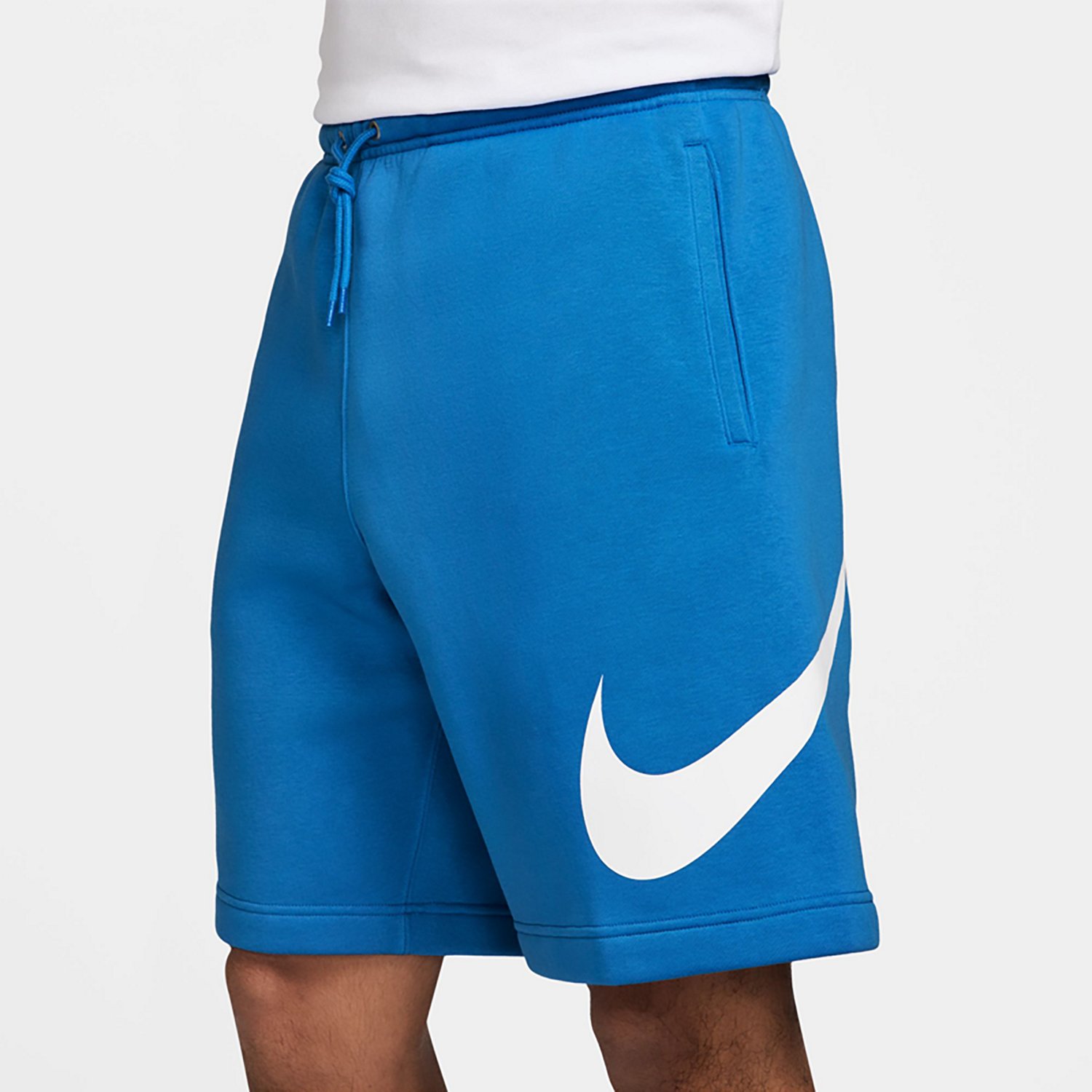 Nike Men's Club Brushed Fleece Graphic Shorts 7 in.